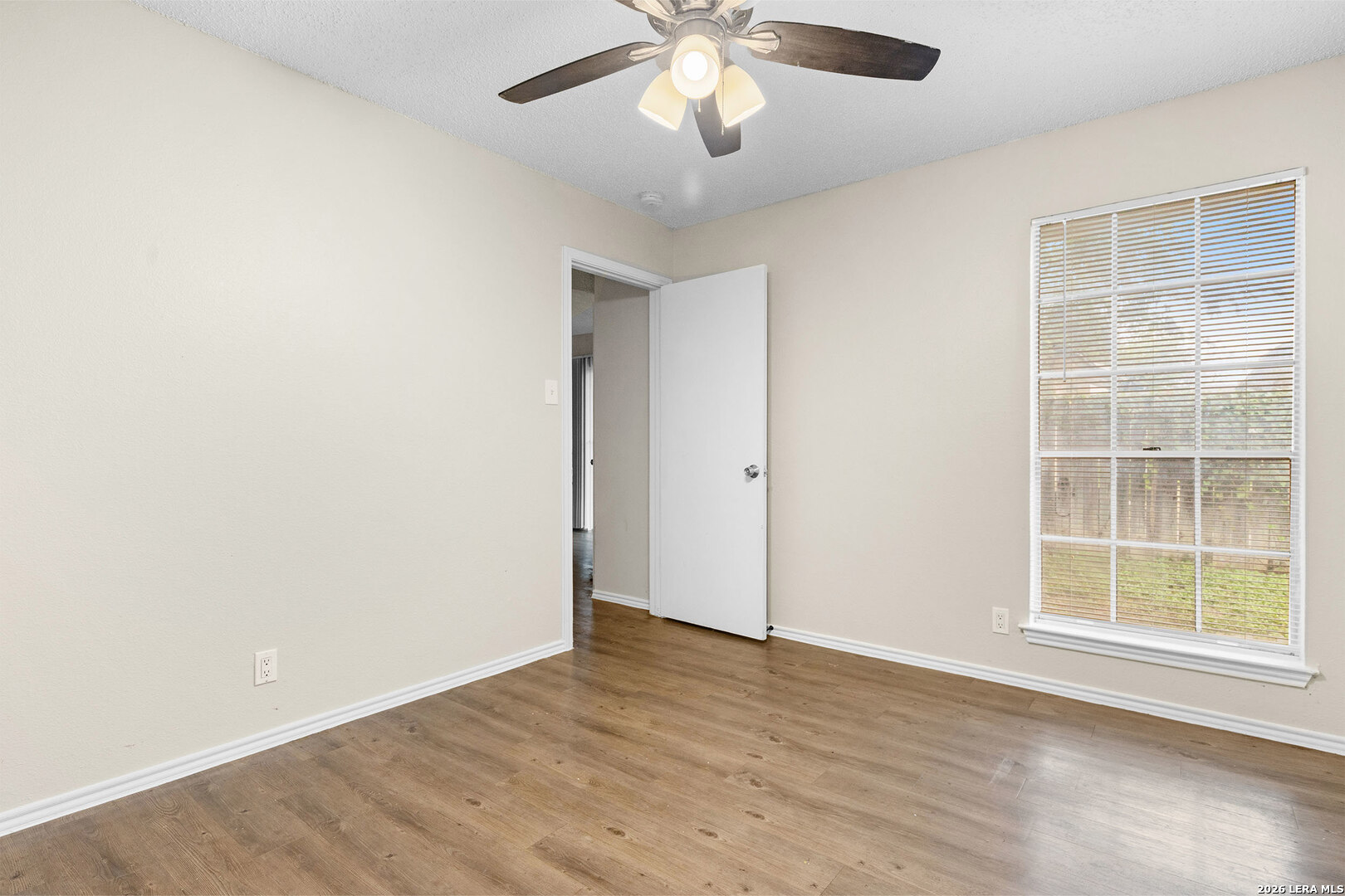 5224 MEADOW RISE ST, San Antonio, TX 78250