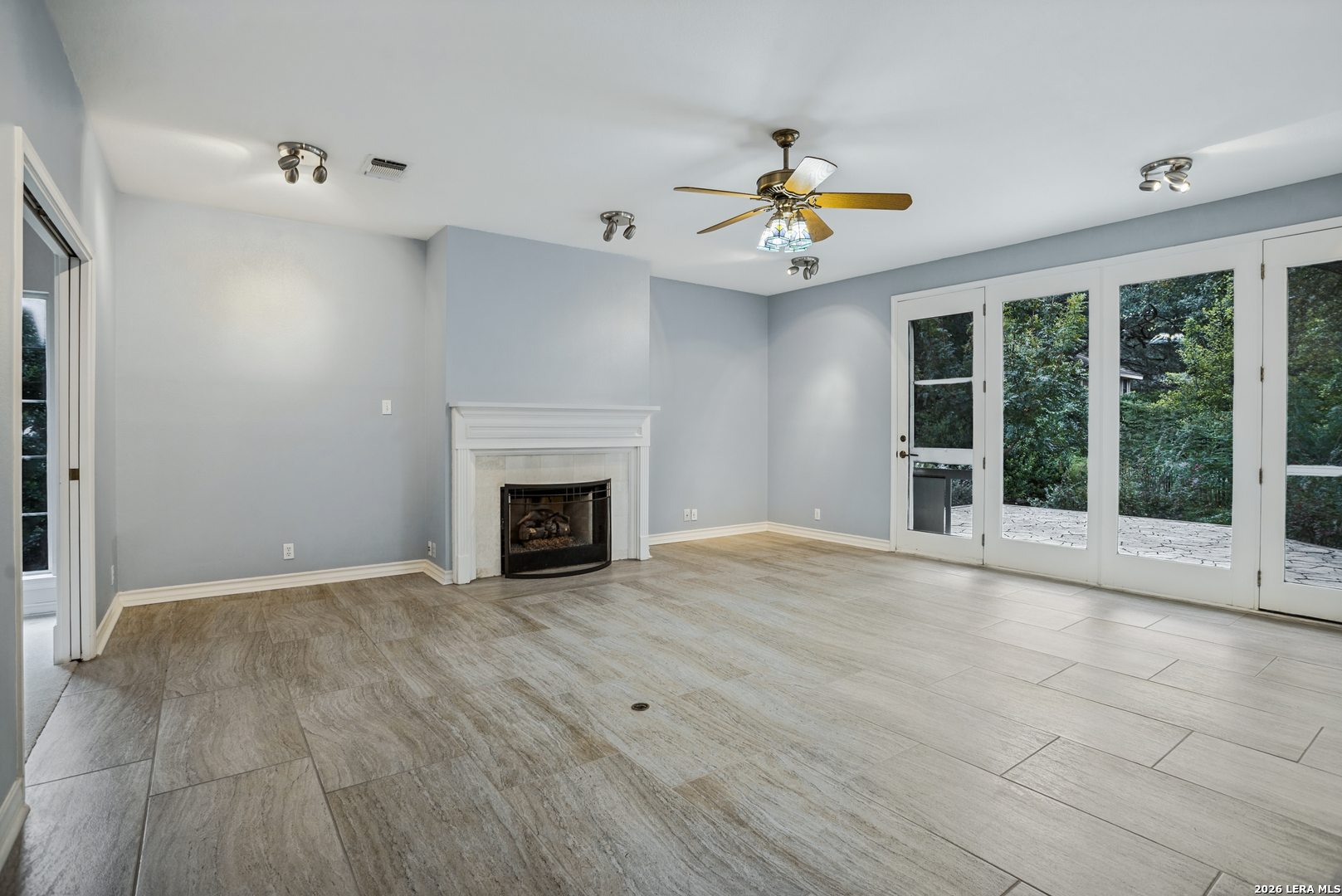 13238 HUNTERS VIEW ST, San Antonio, TX 78230