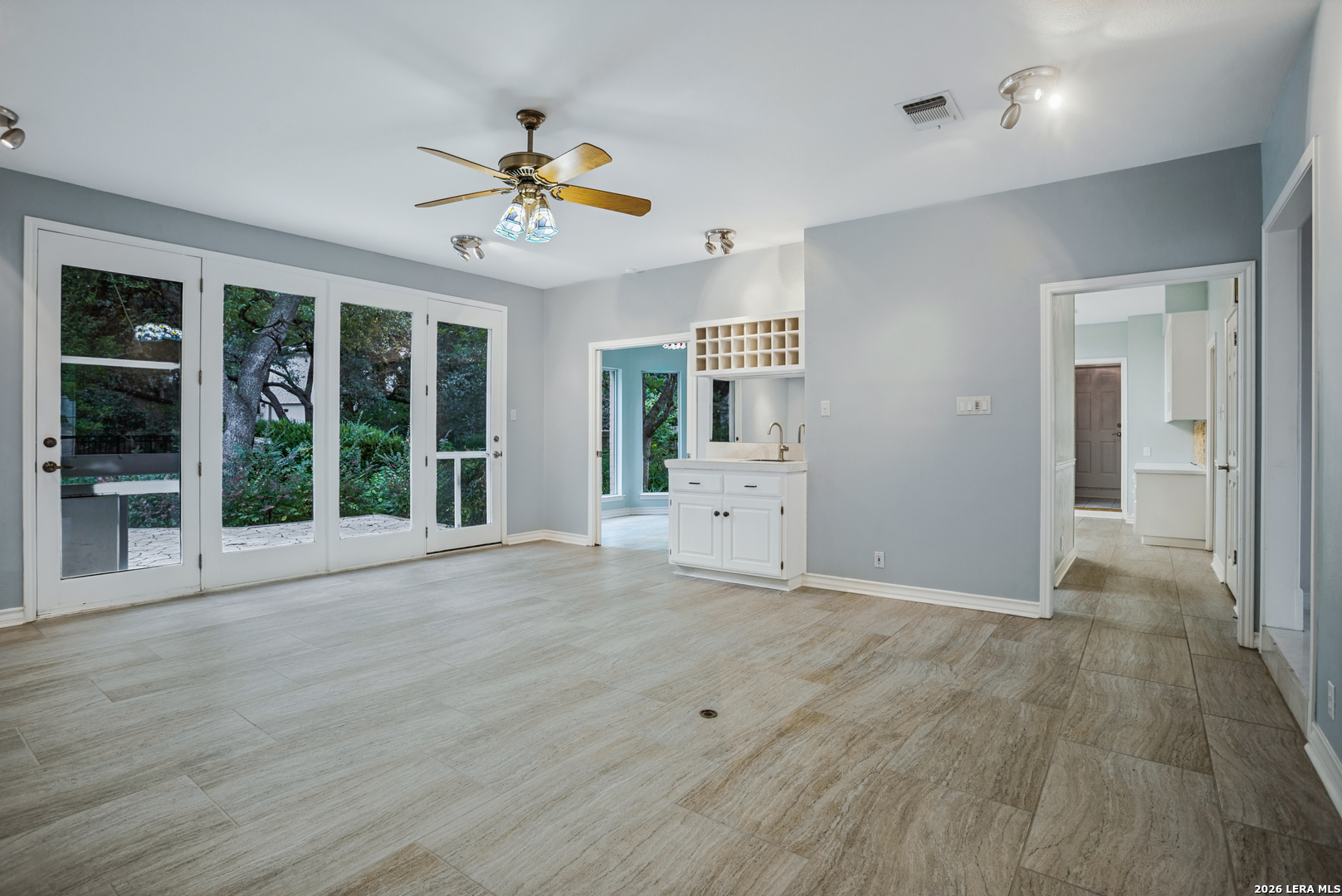 13238 HUNTERS VIEW ST, San Antonio, TX 78230