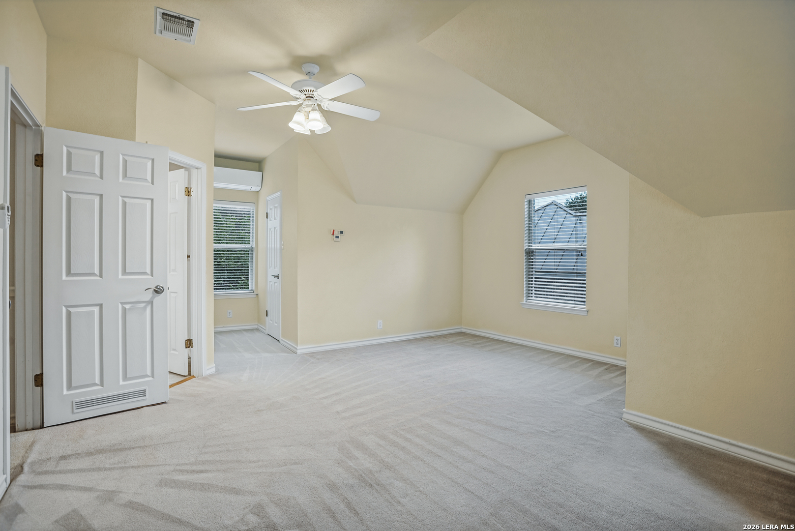 13238 HUNTERS VIEW ST, San Antonio, TX 78230