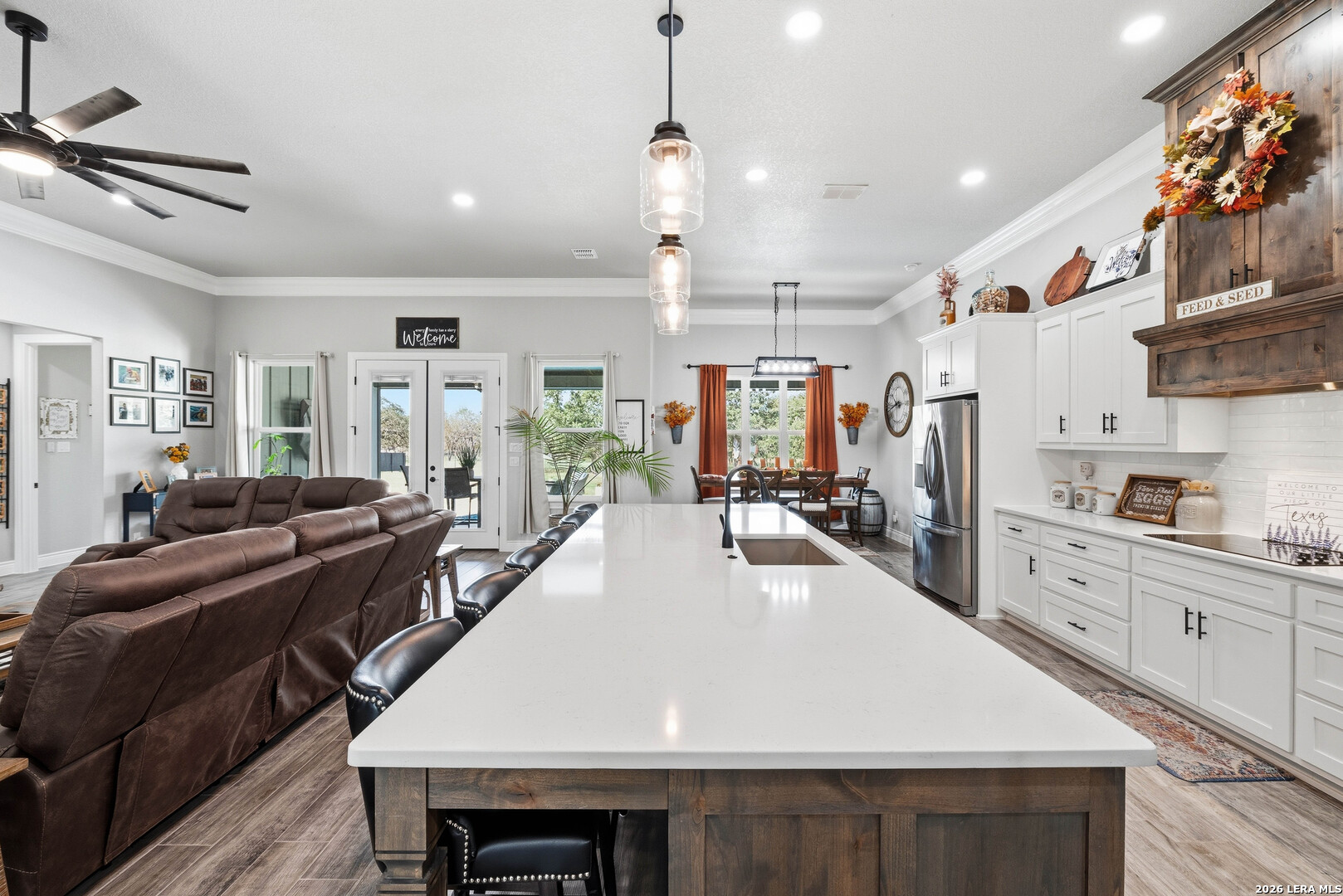 117 Hondo Dr., La Vernia, TX 78121