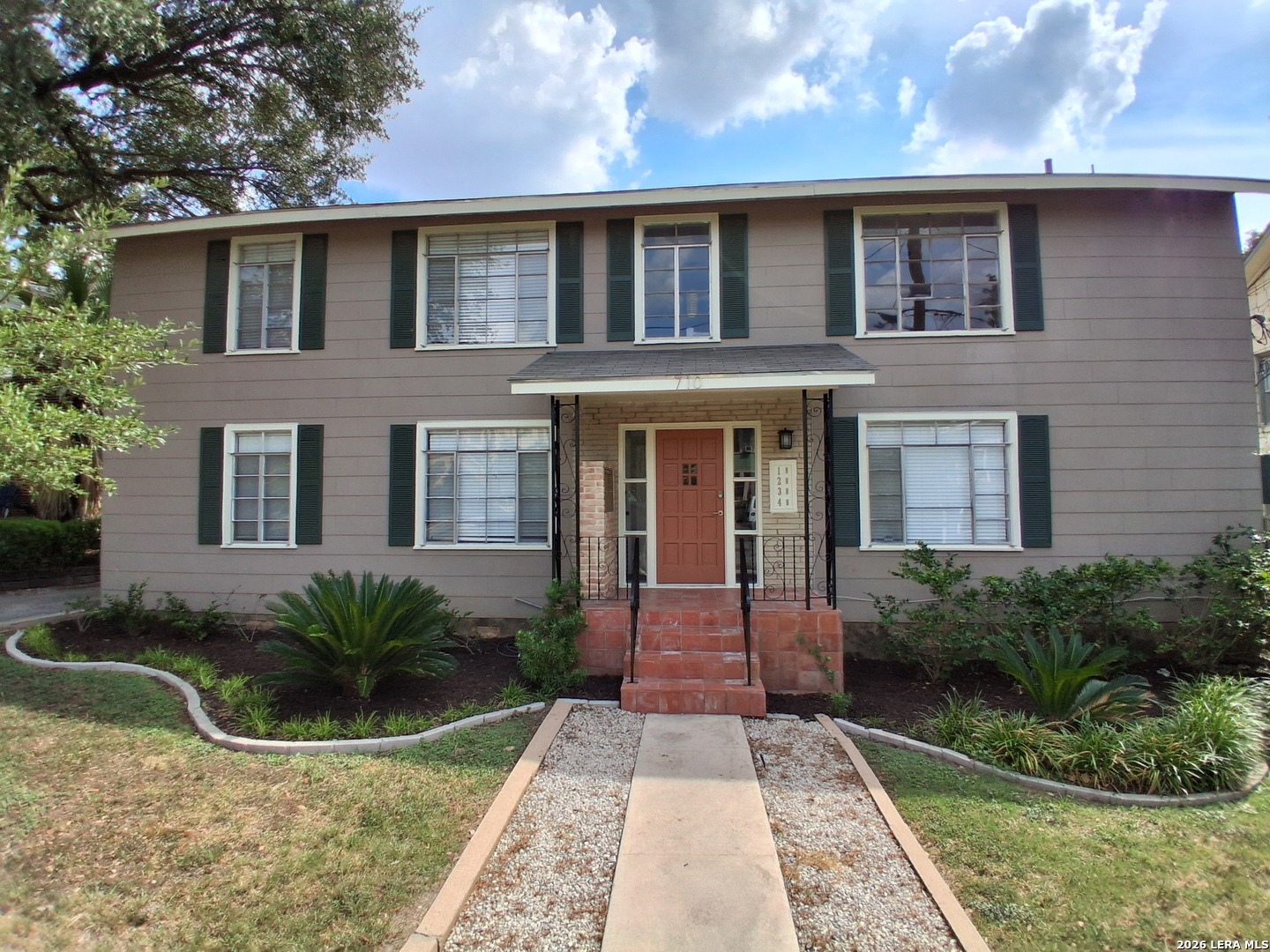 Property photo for 710 W French Pl, #4, San Antonio, TX