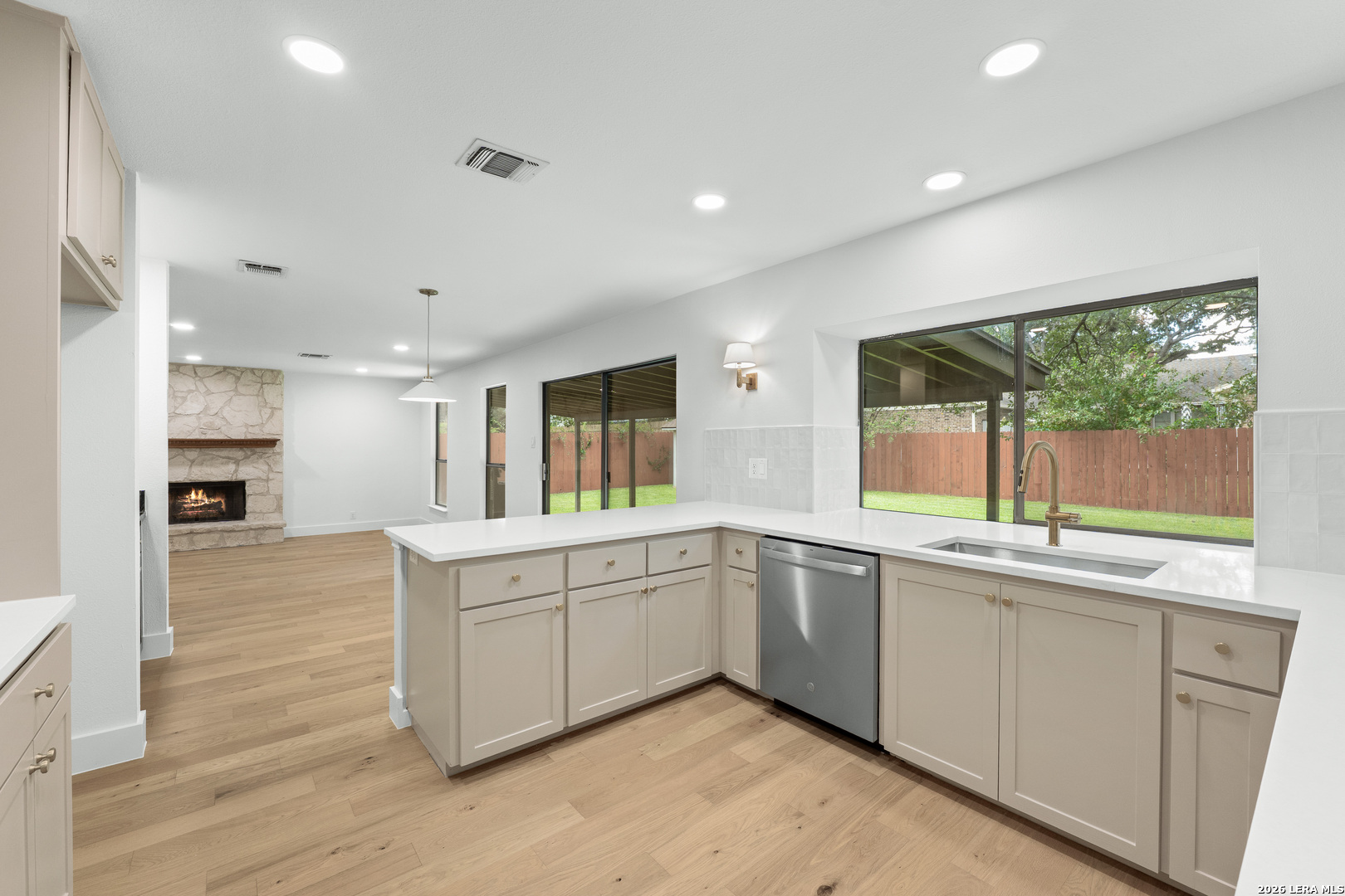 2215 Oak Ranch, San Antonio, TX 78259