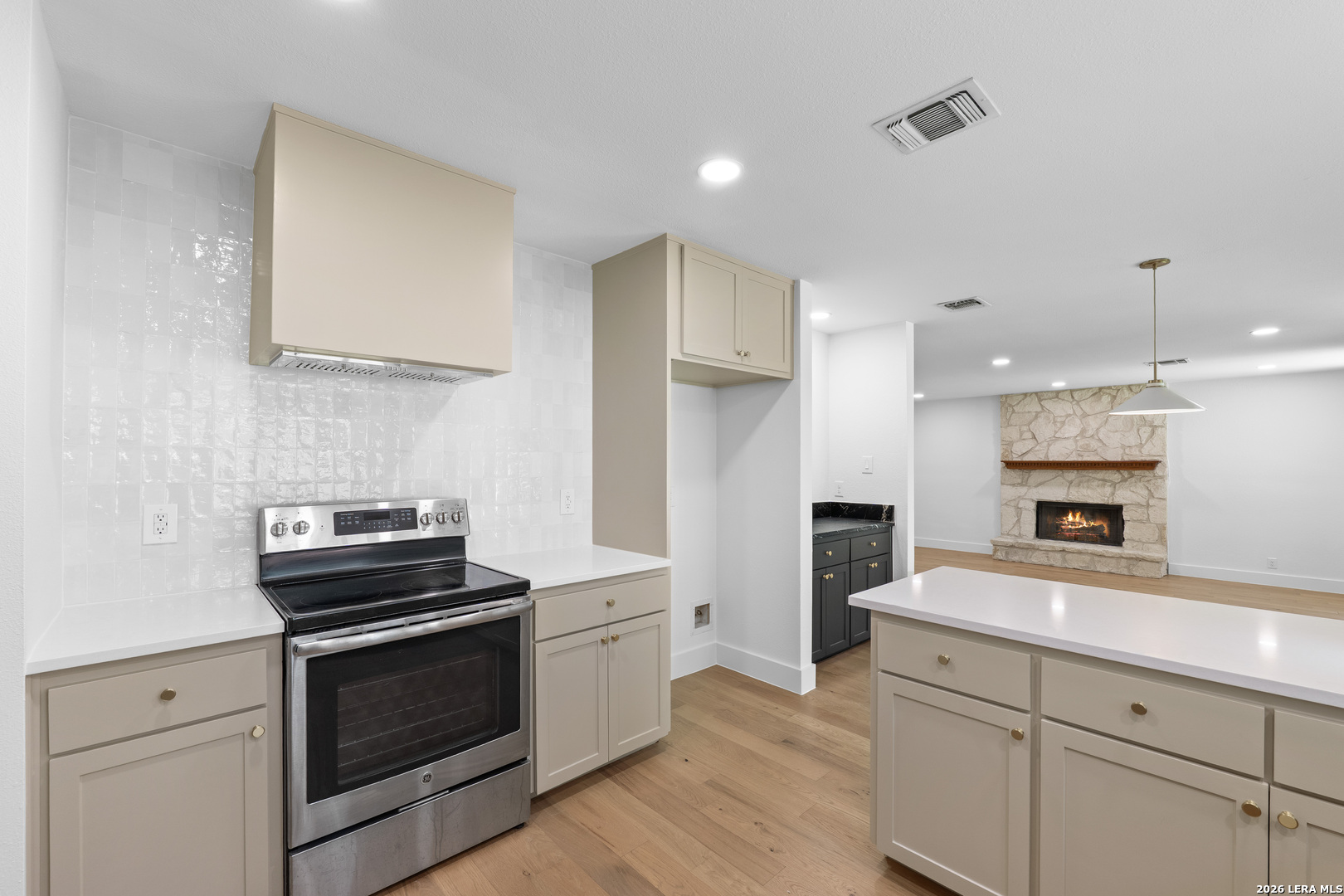 2215 Oak Ranch, San Antonio, TX 78259