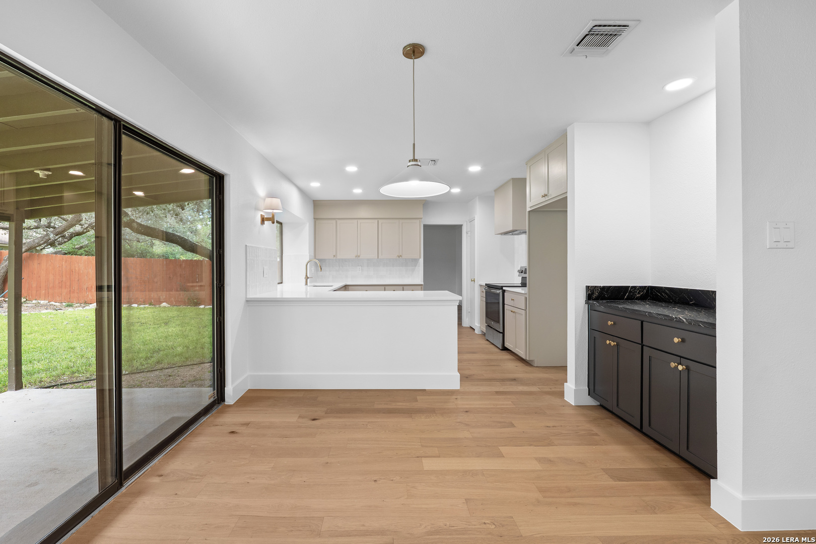 2215 Oak Ranch, San Antonio, TX 78259