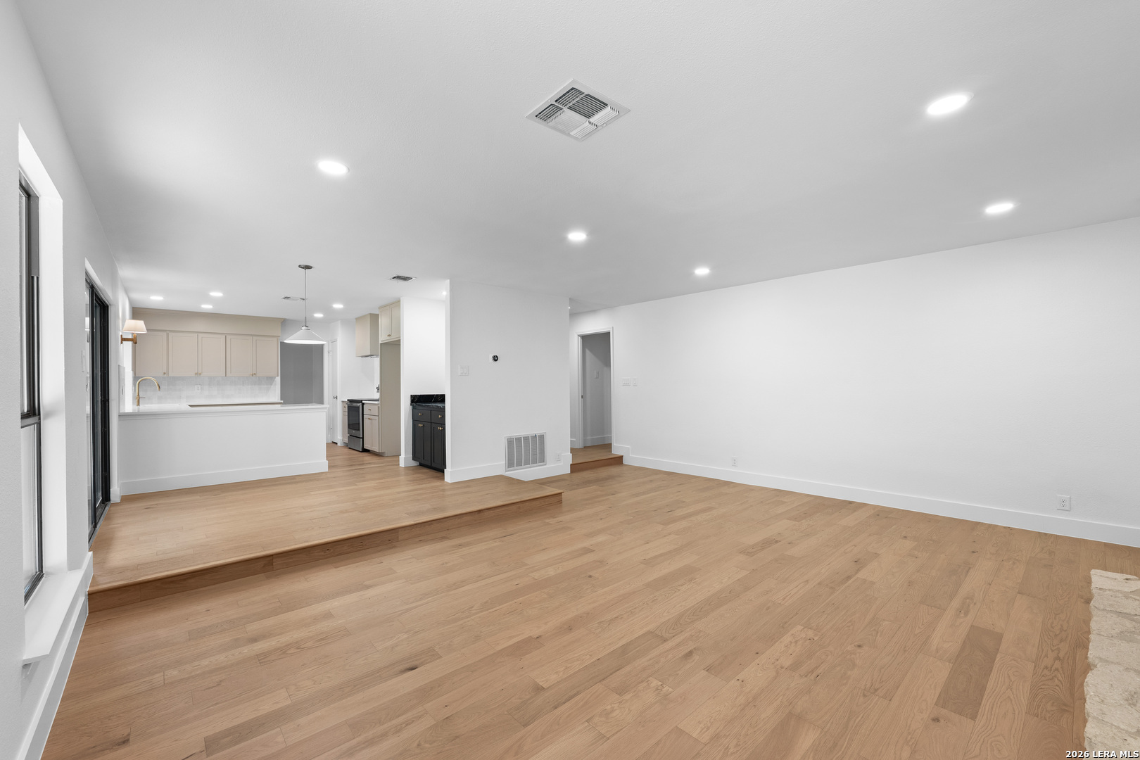 2215 Oak Ranch, San Antonio, TX 78259