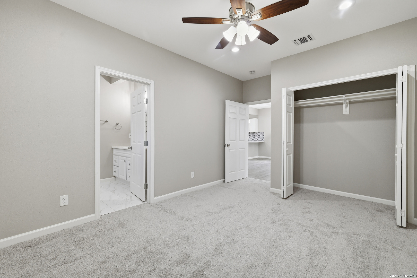 905 LAMAR ST, San Antonio, TX 78202