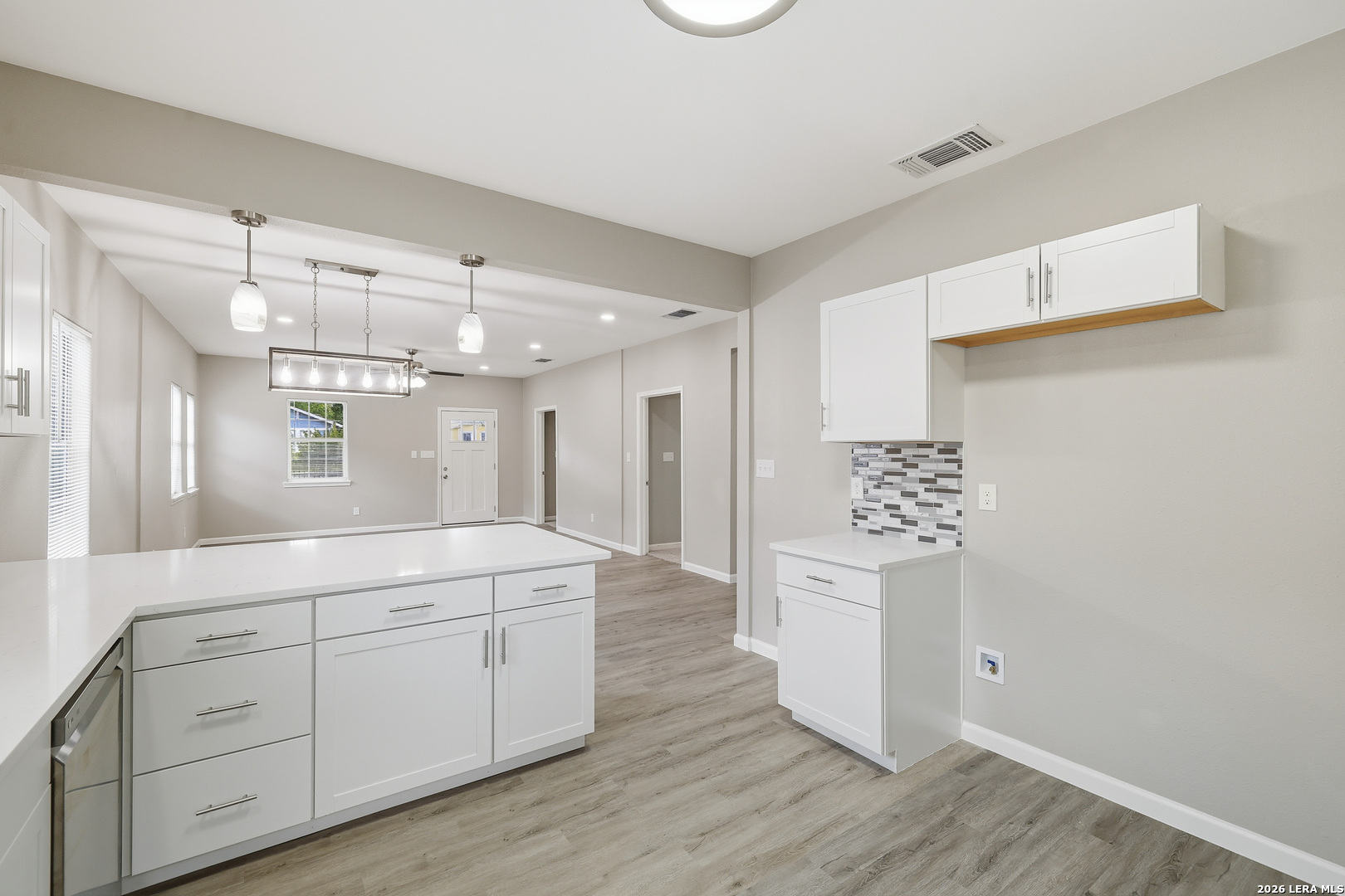 905 LAMAR ST, San Antonio, TX 78202