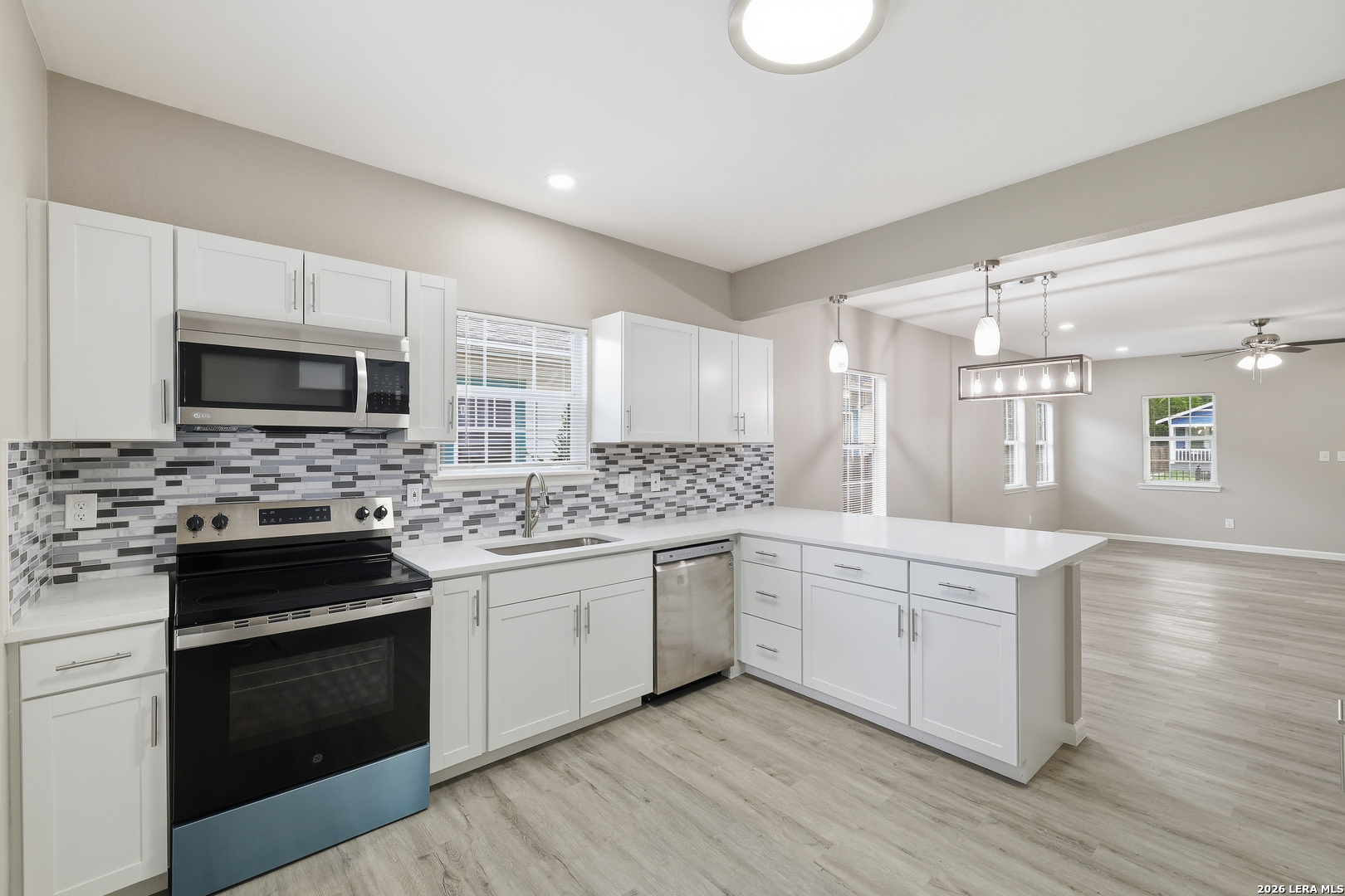 905 LAMAR ST, San Antonio, TX 78202
