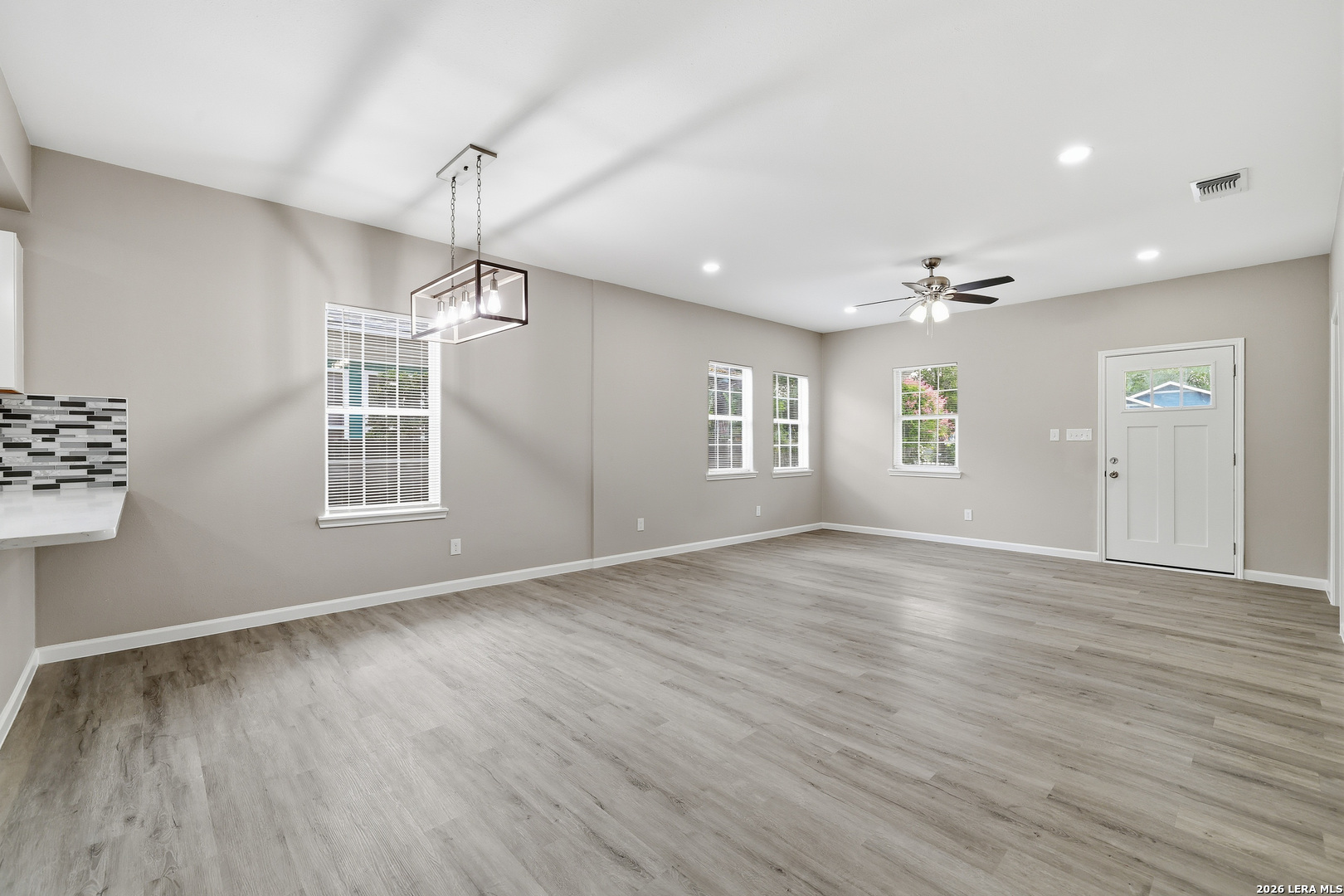 905 LAMAR ST, San Antonio, TX 78202