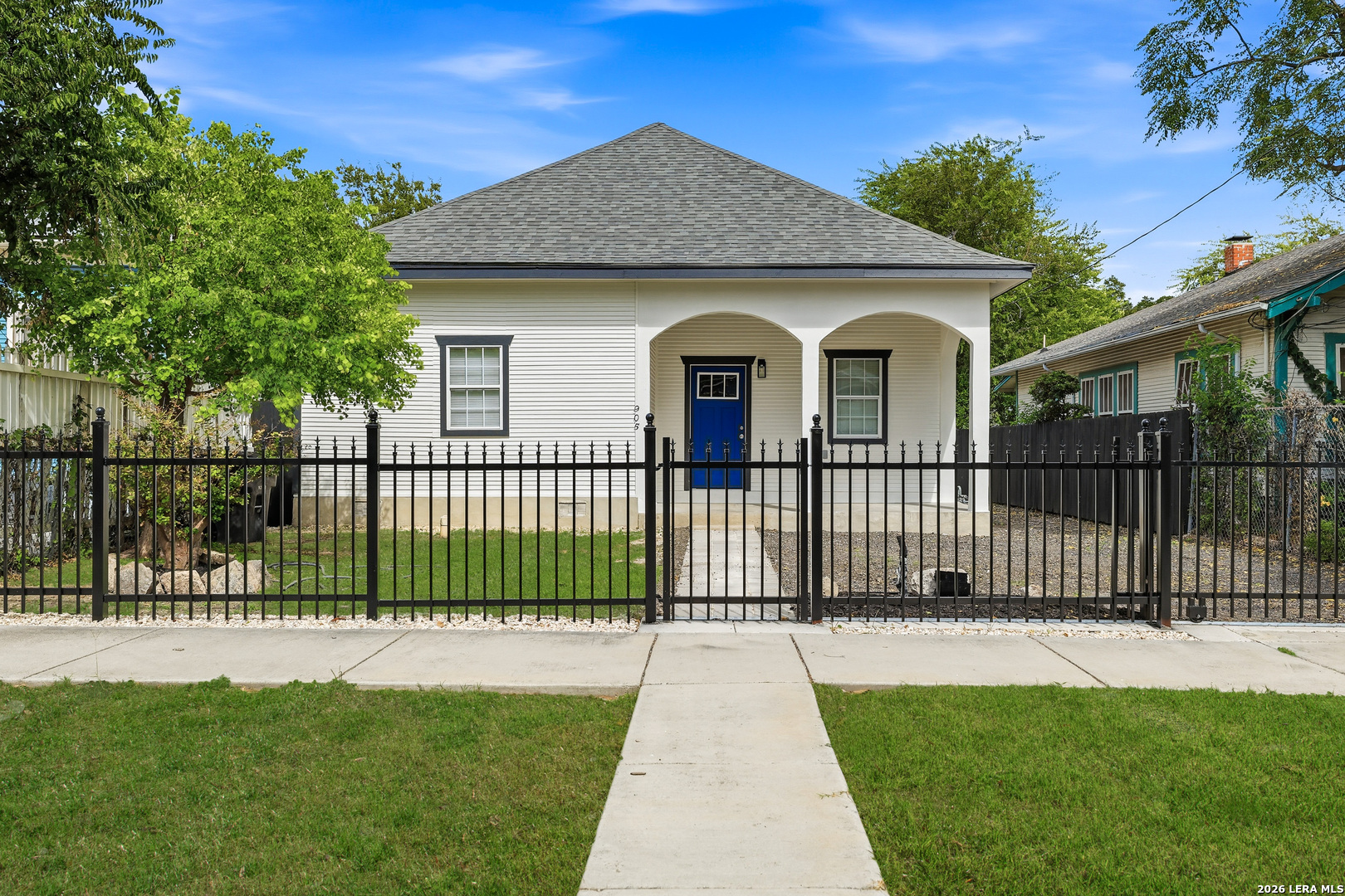905 LAMAR ST, San Antonio, TX 78202