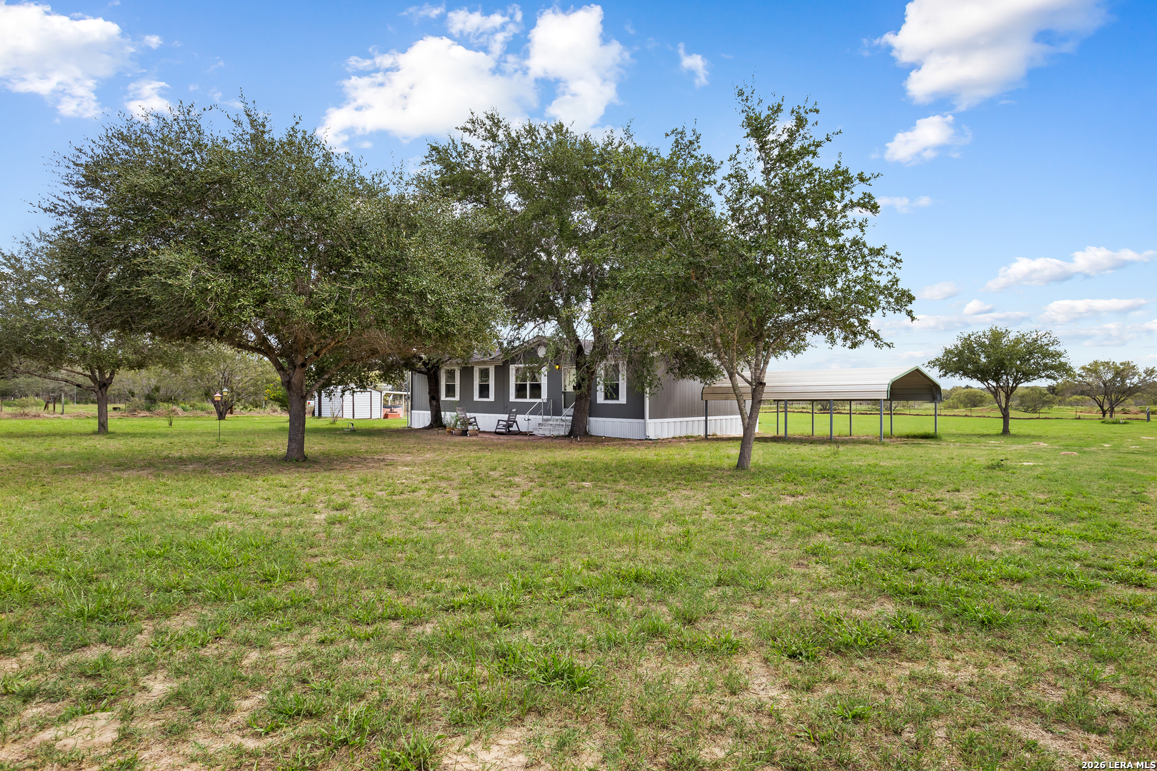 4320 County Road 331, Floresville, TX 78114