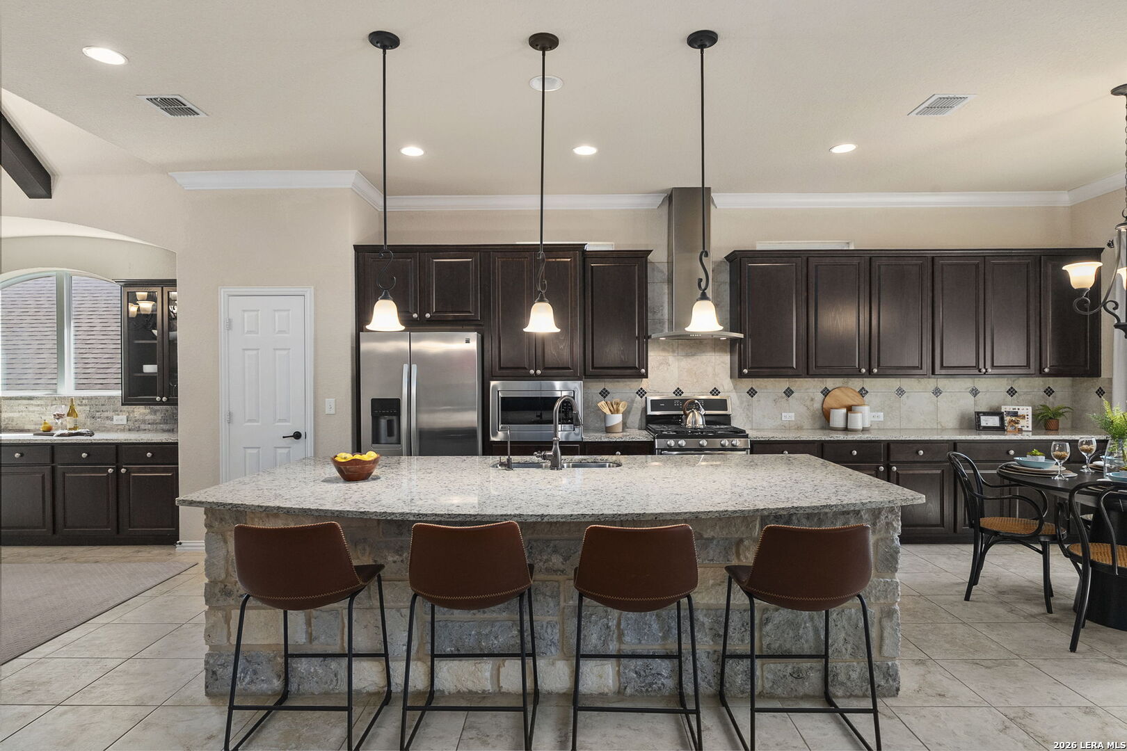 2106 Silent Fox, San Antonio, TX 78260
