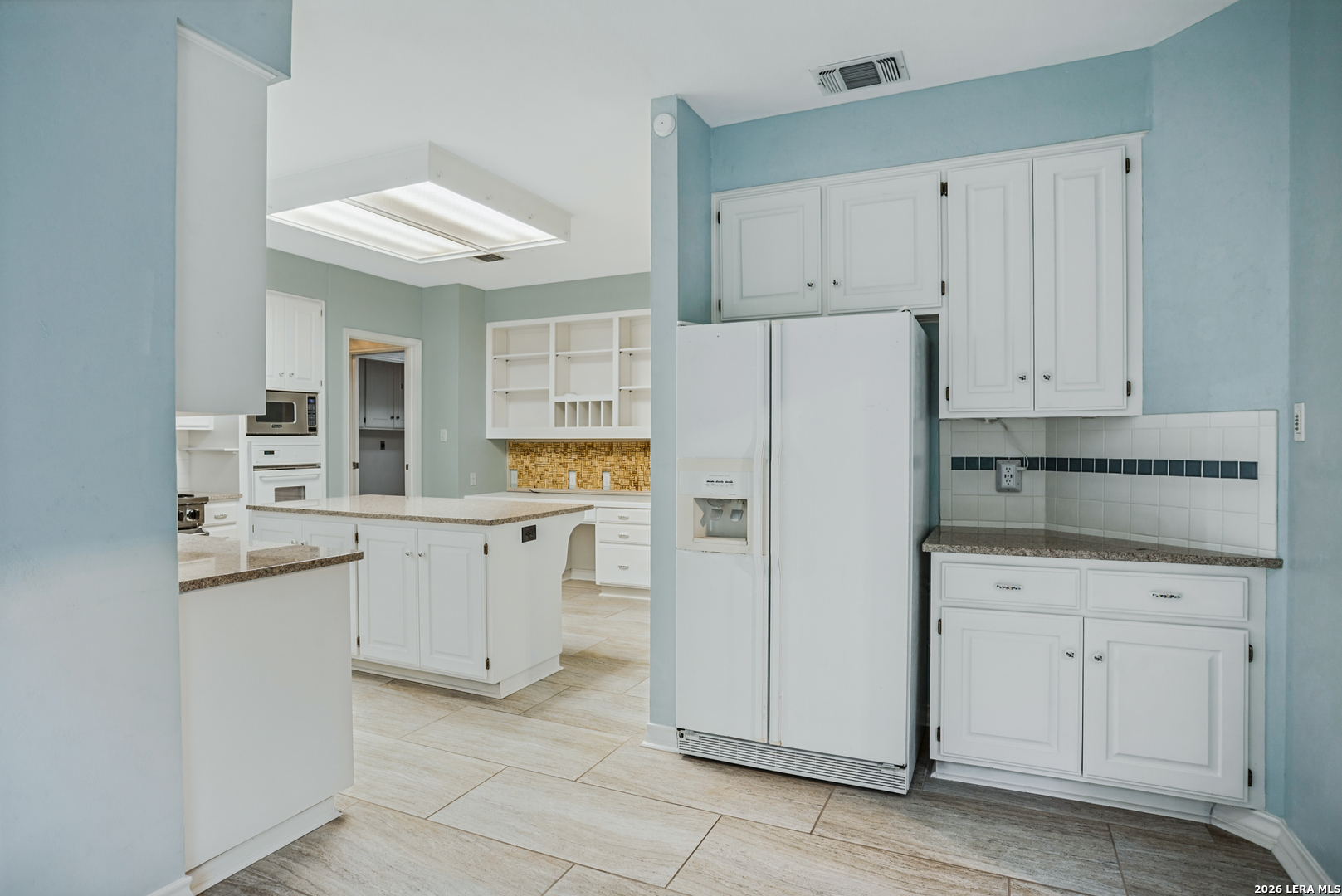 13238 HUNTERS VIEW ST, San Antonio, TX 78230