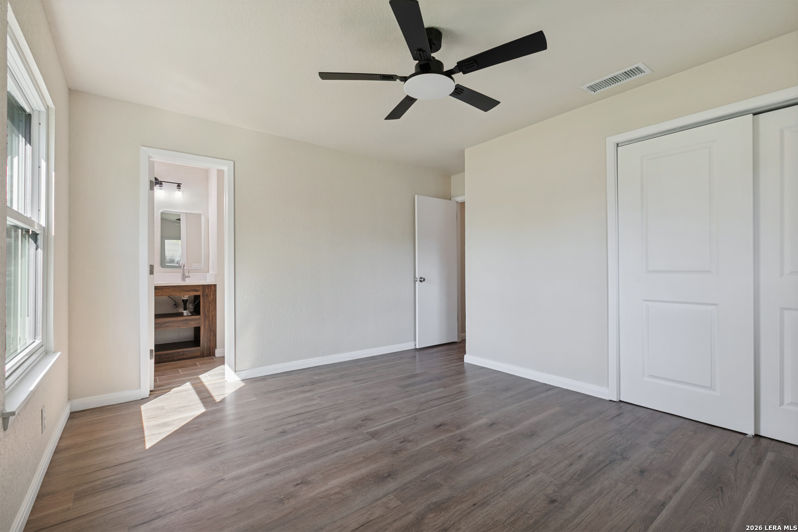 606 PALM GRV, San Antonio, TX 78227