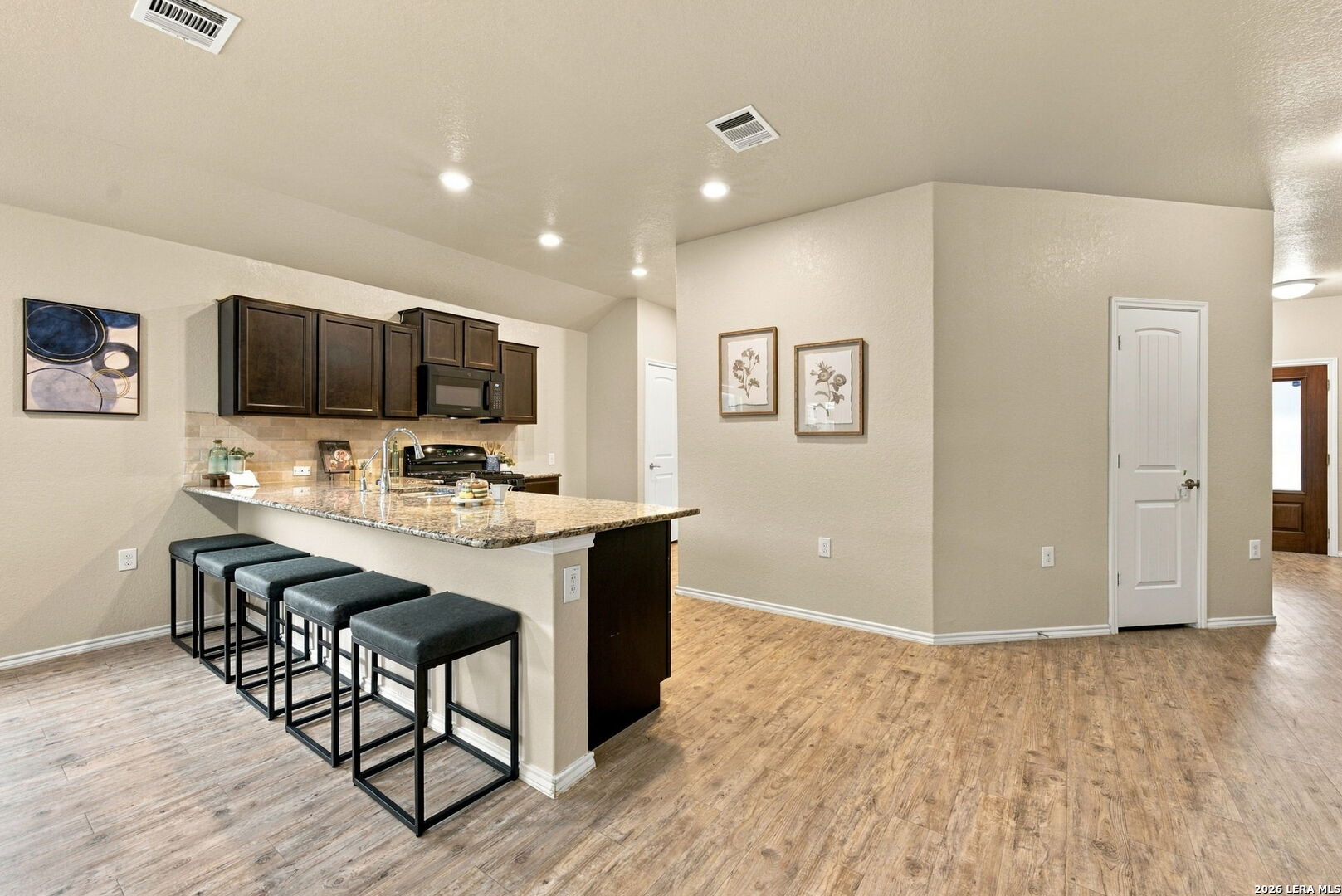 5915 Bridle Bnd, San Antonio, TX 78218