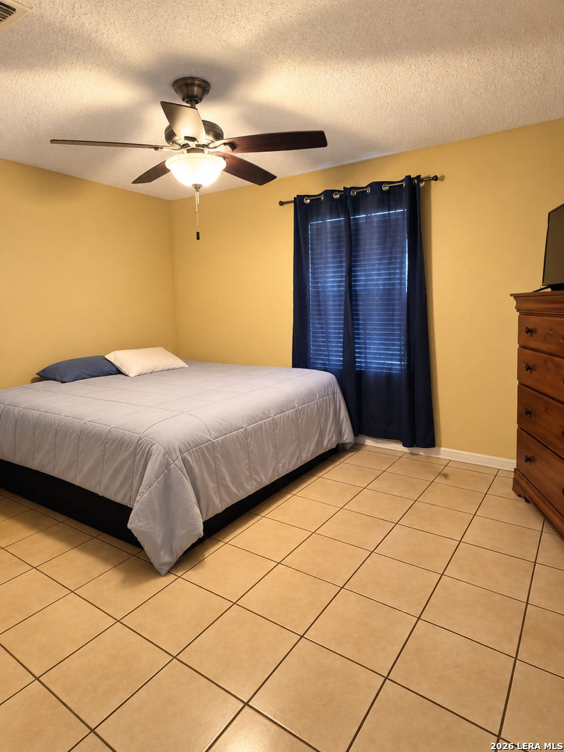 1203 FAIR HAVEN DR, Eagle Pass, TX 78852