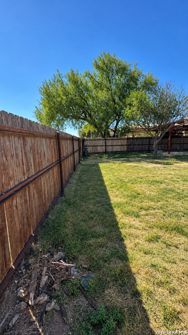 1203 FAIR HAVEN DR, Eagle Pass, TX 78852