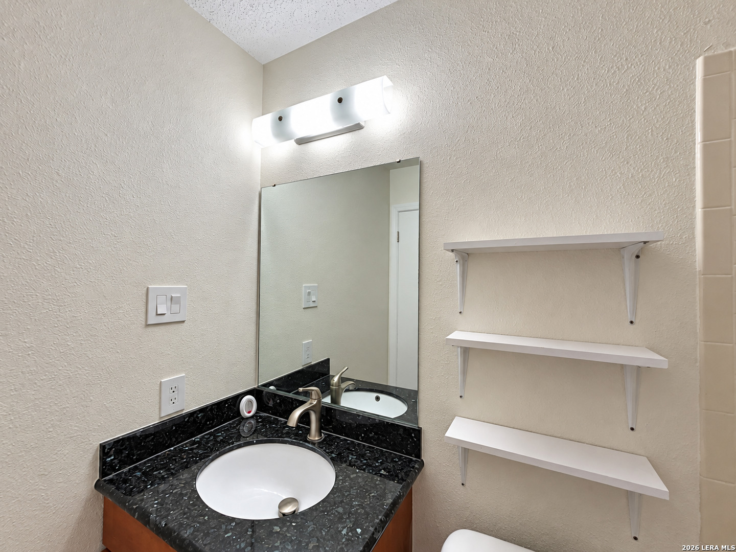 4927 Kenton Lake, San Antonio, TX 78240