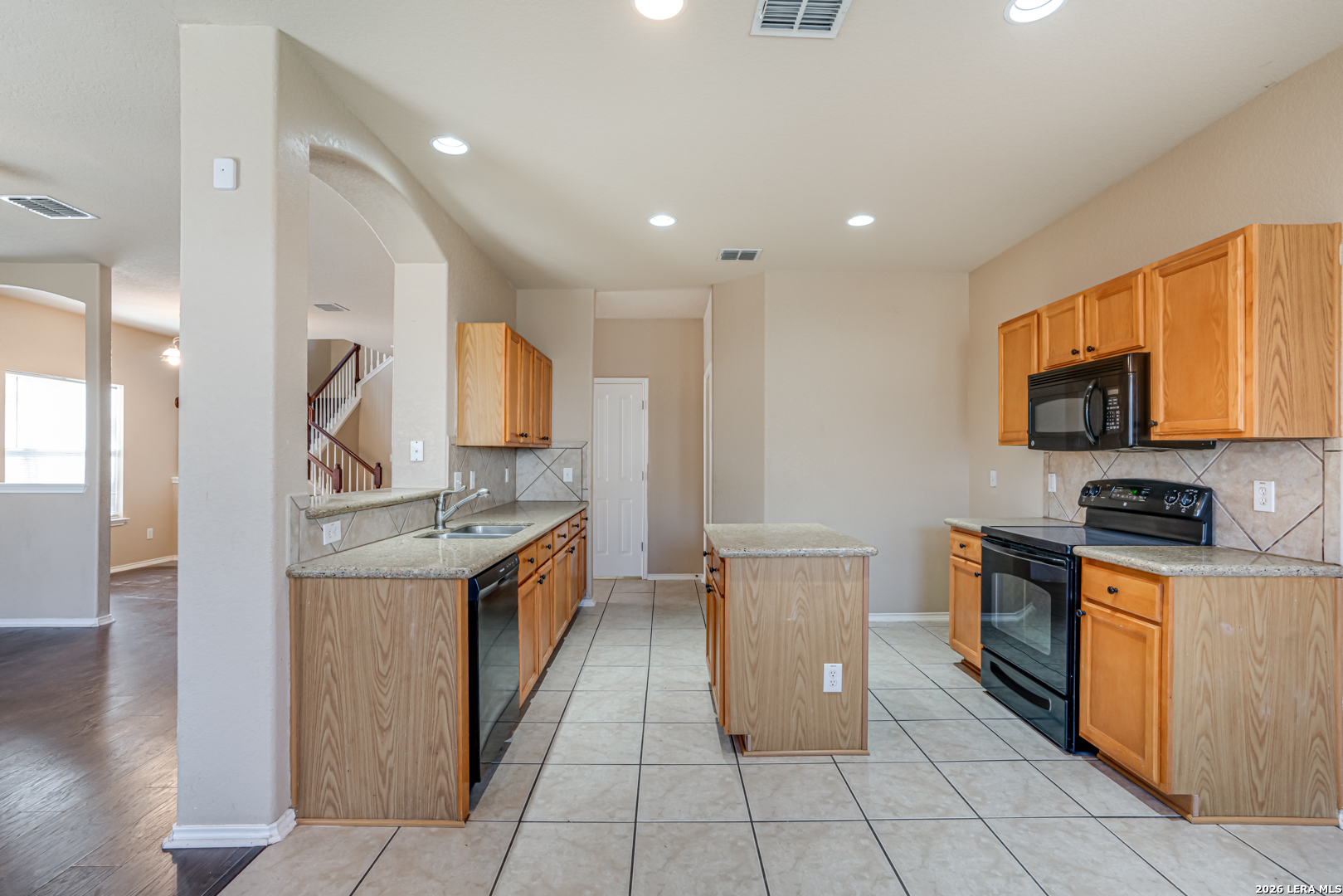 3414 ARANDA FLDS, Converse, TX 78109