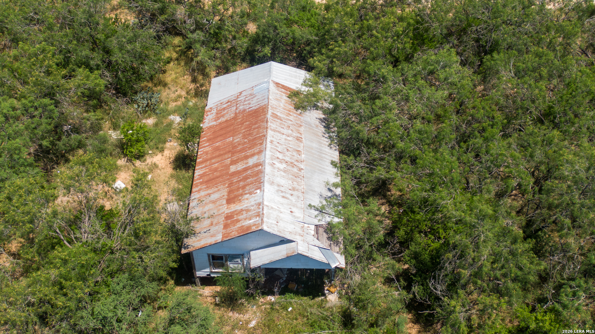 17873 Shady Falls Rd, Elmendorf, TX 78112