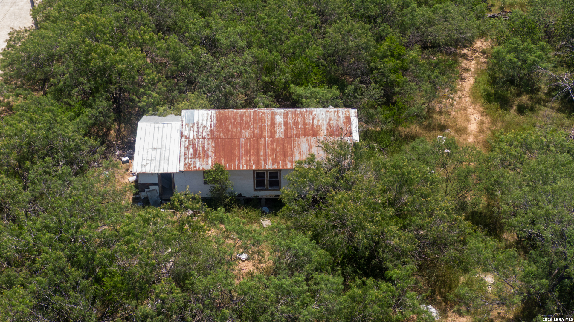 17873 Shady Falls Rd, Elmendorf, TX 78112