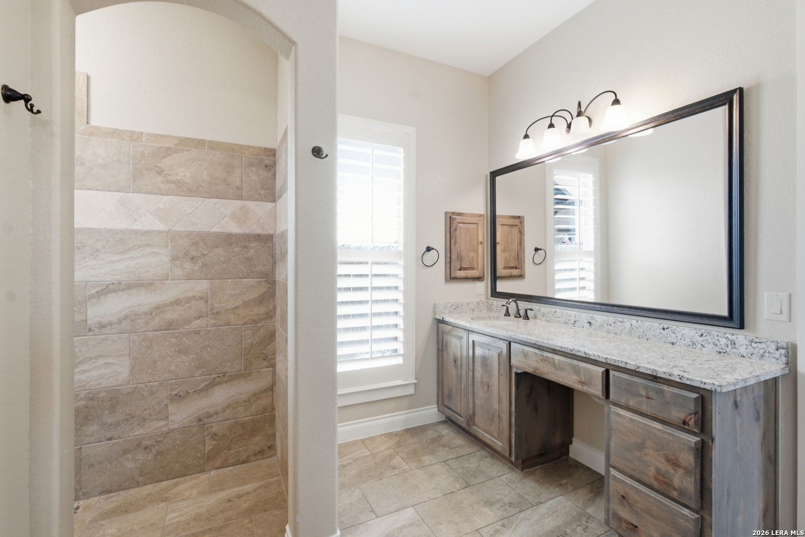 1329 RIVER PLACE DR, New Braunfels, TX 78130