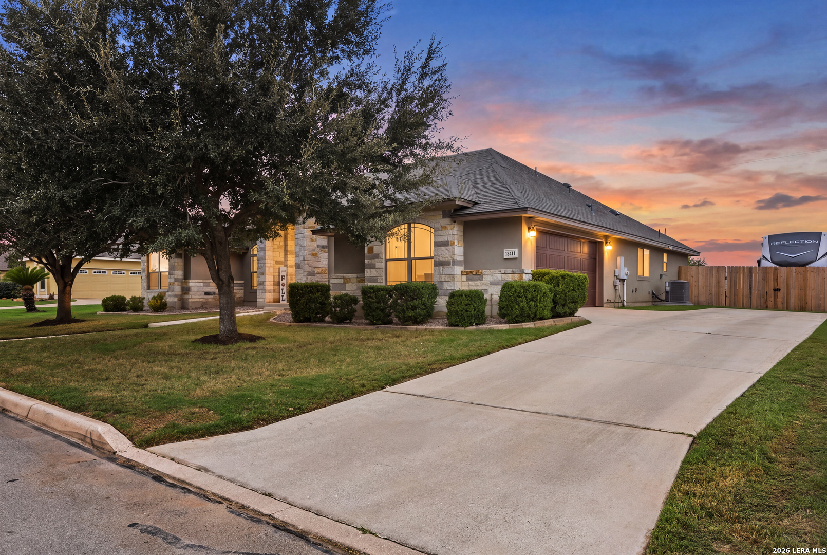 13411 LEEWARD LN, San Antonio, TX 78263