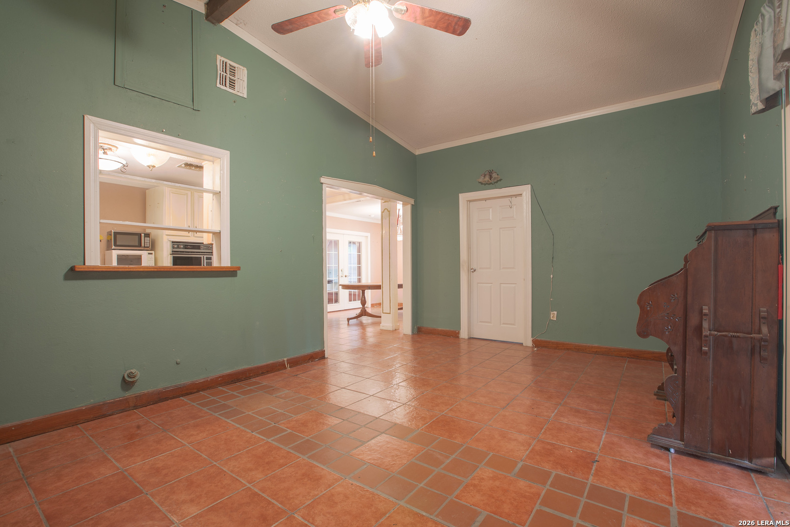 2nd Living Area