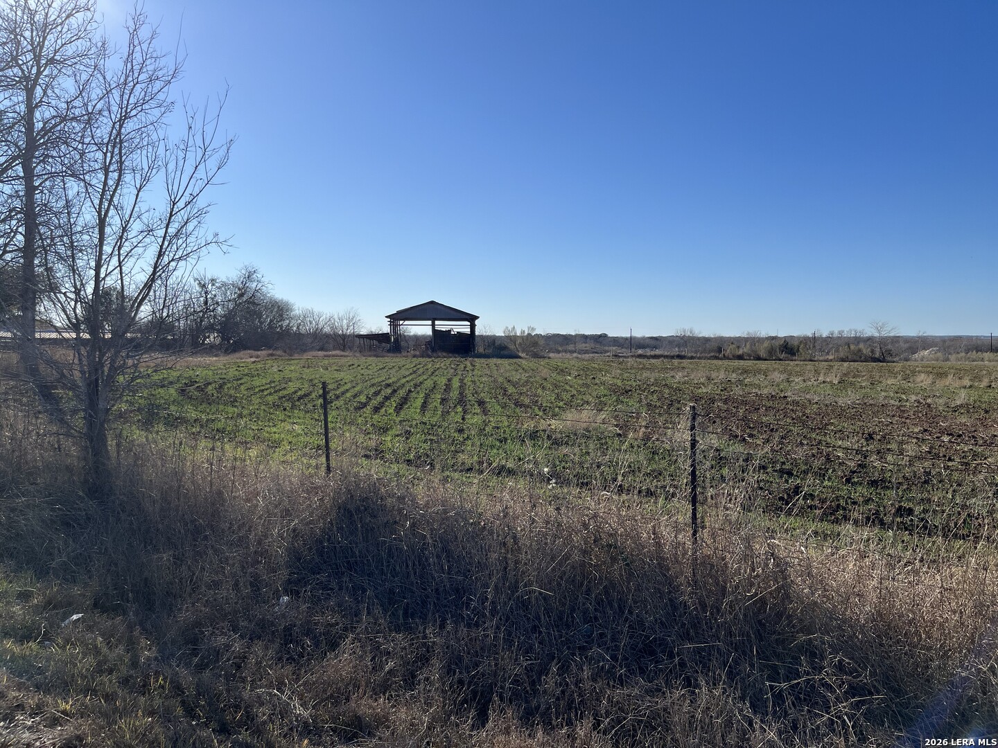 Property photo for 10019-10017 Hackelberg Rd, Atascosa, TX