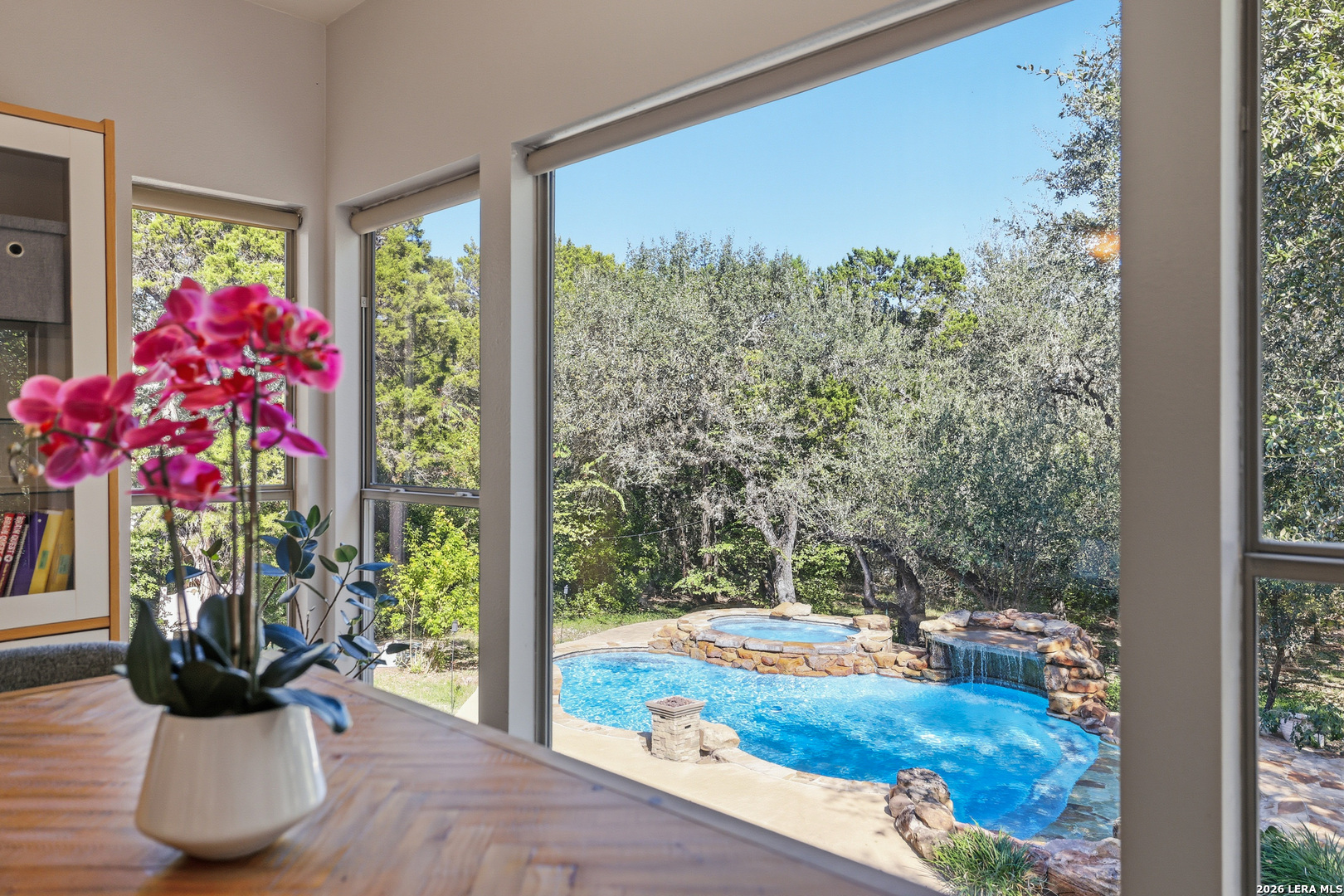 15610 Chinquapin, Helotes, TX 78023
