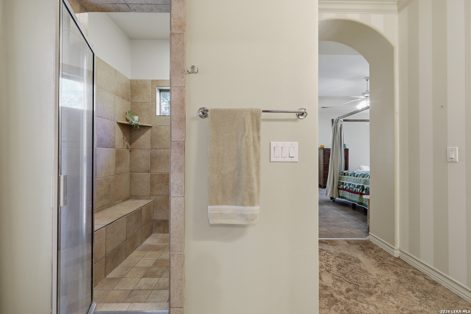 15610 Chinquapin, Helotes, TX 78023
