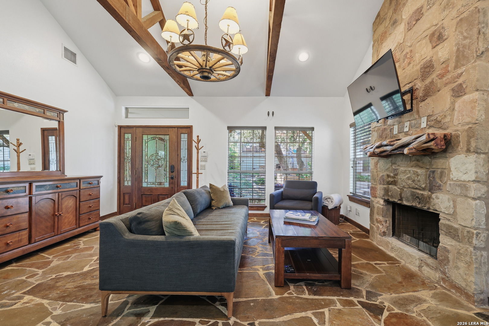 15610 Chinquapin, Helotes, TX 78023