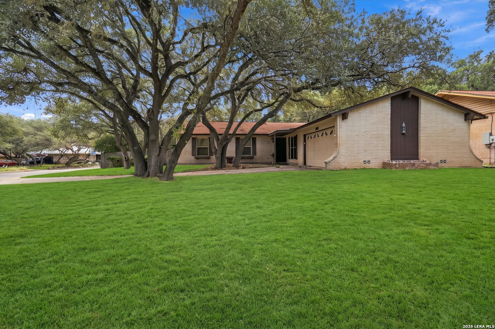 2046 Adobe Trail, San Antonio, TX 78232