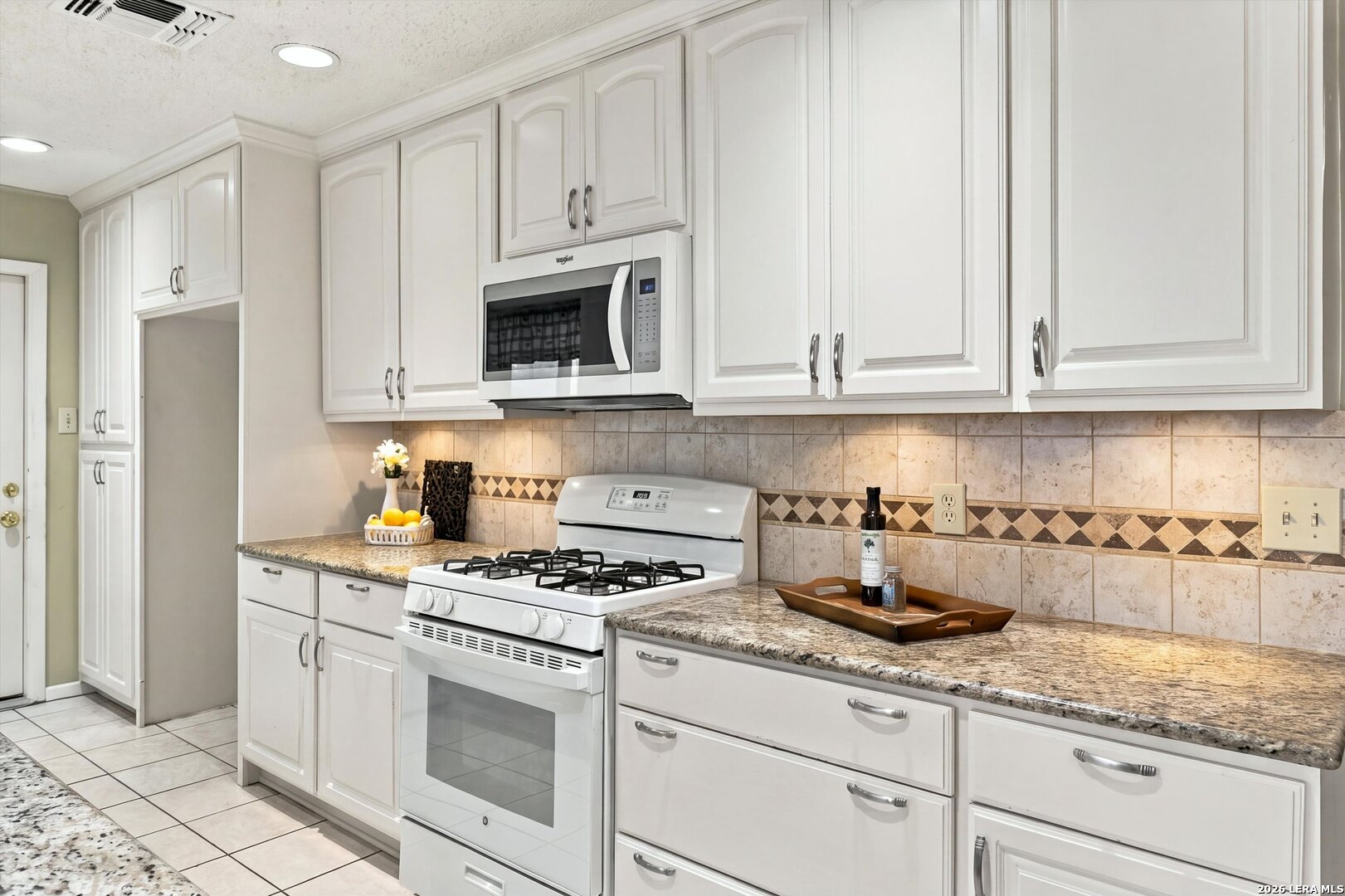 2046 Adobe Trail, San Antonio, TX 78232