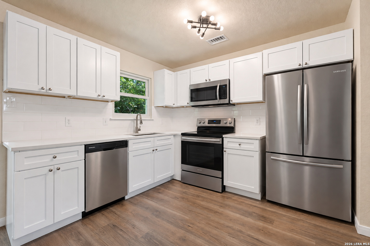 606 PALM GRV, San Antonio, TX 78227