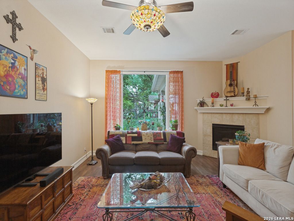 23706 LEGEND GLN, photo 6