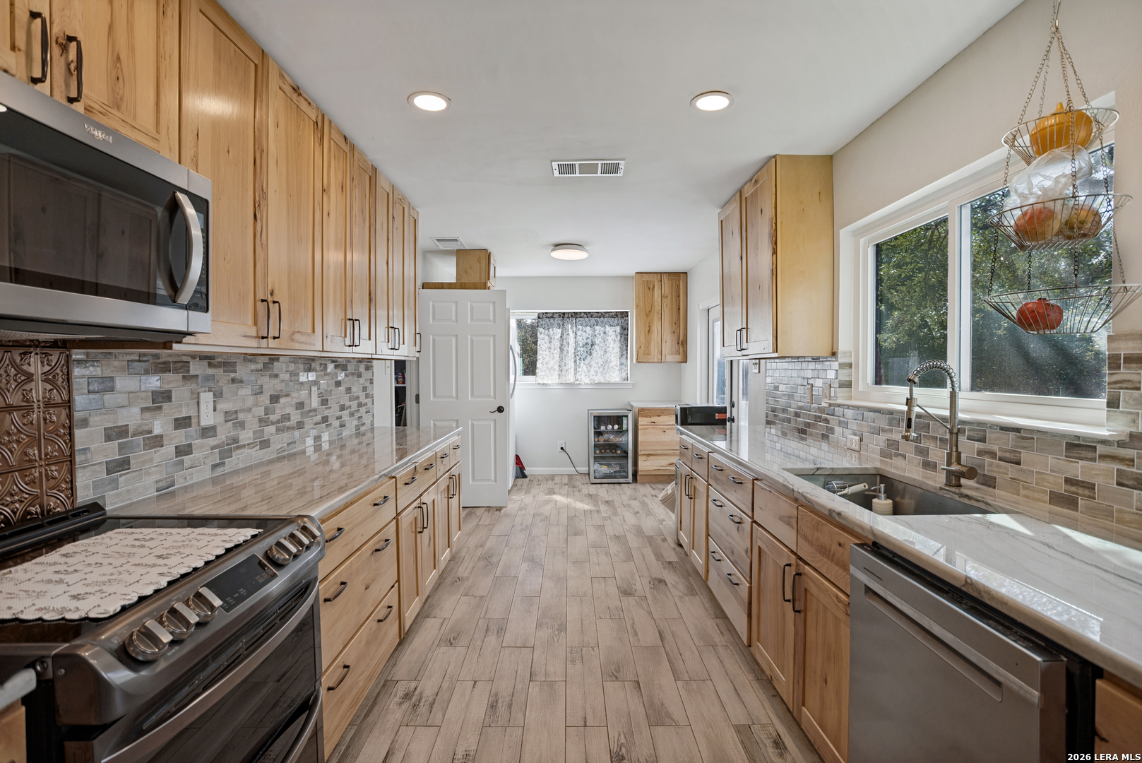 354 Brand Rd., Bulverde, TX 78163