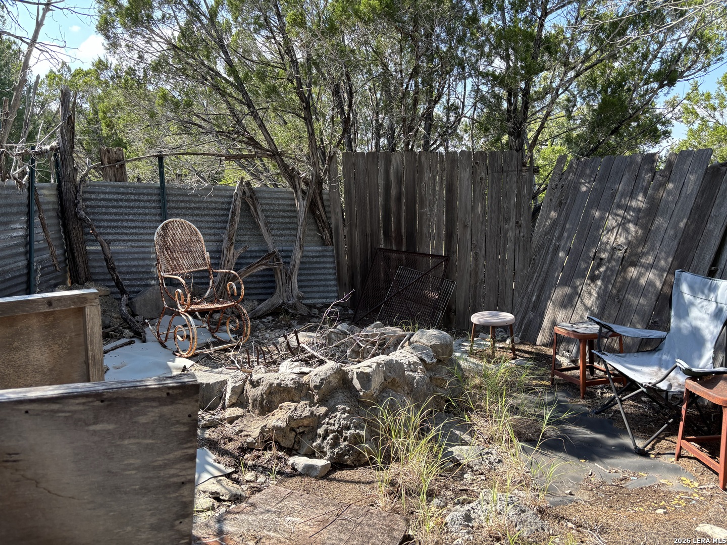 20 N Rimrock Road, Leakey, TX 78873