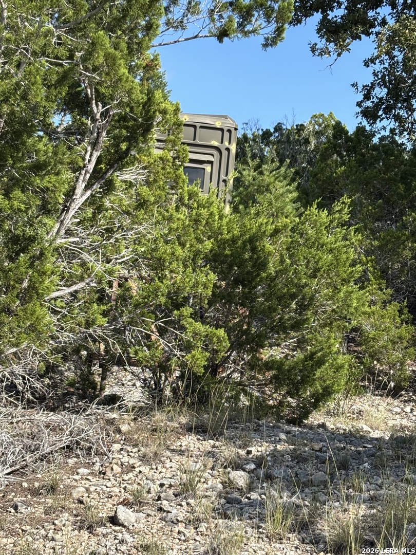 20 N Rimrock Road, Leakey, TX 78873