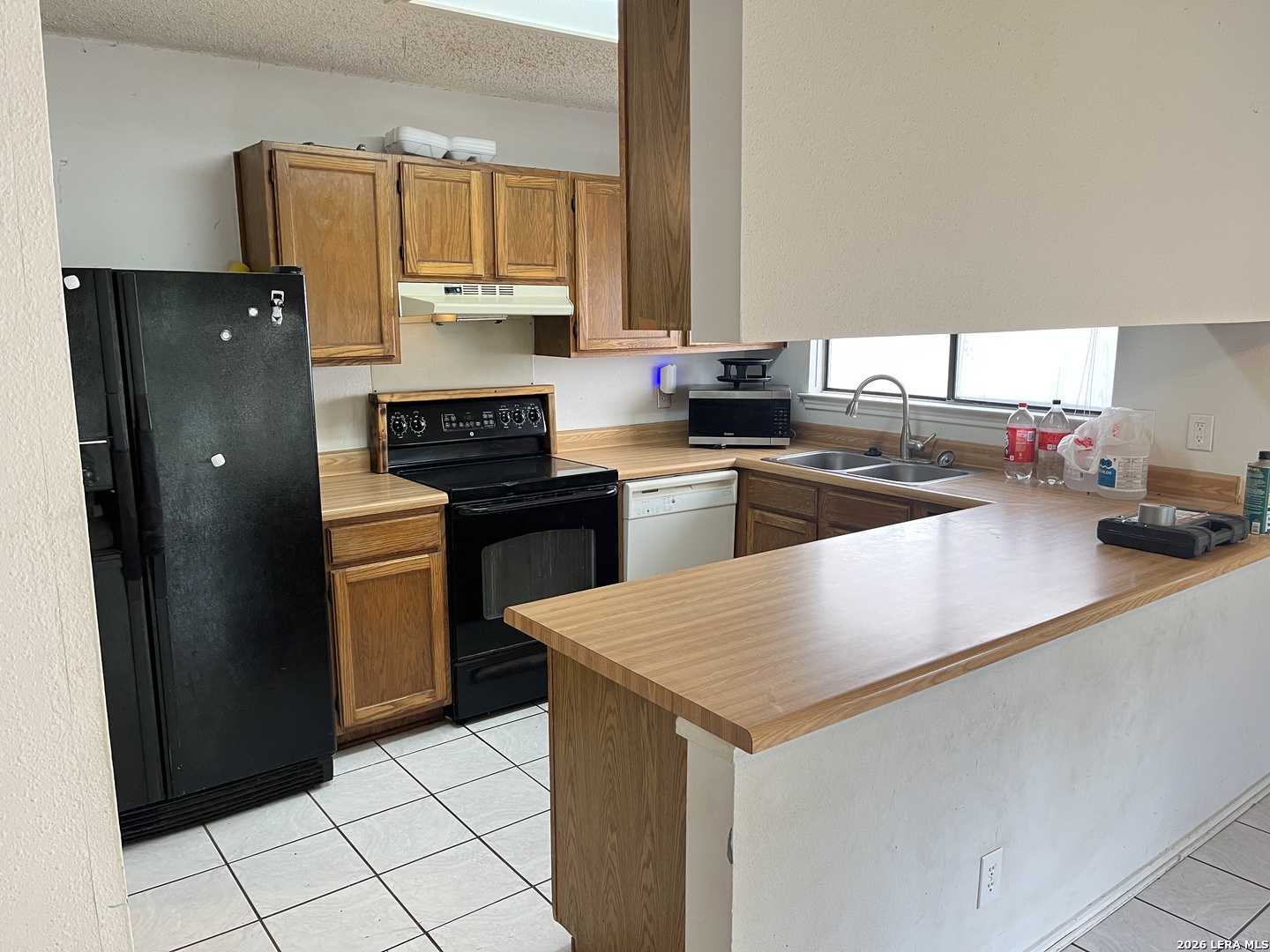 7102 Fallen Trail Dr, San Antonio, TX 78244