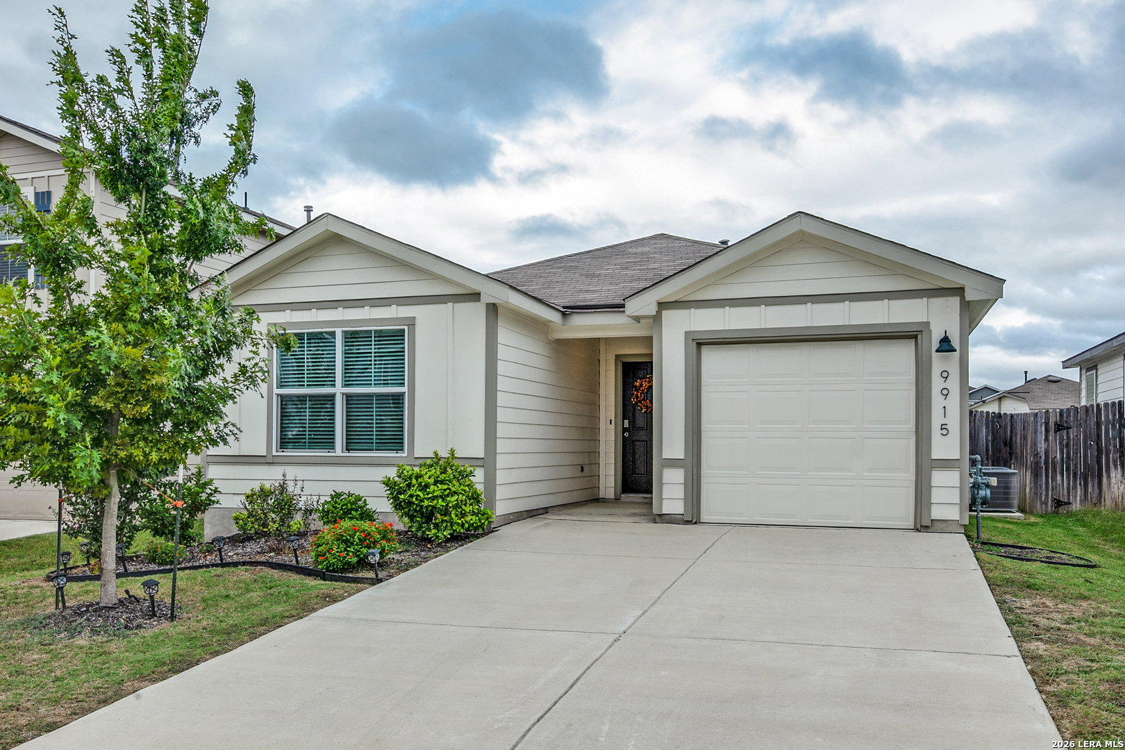 Property photo for 9915 Spotted Rose, San Antonio, TX