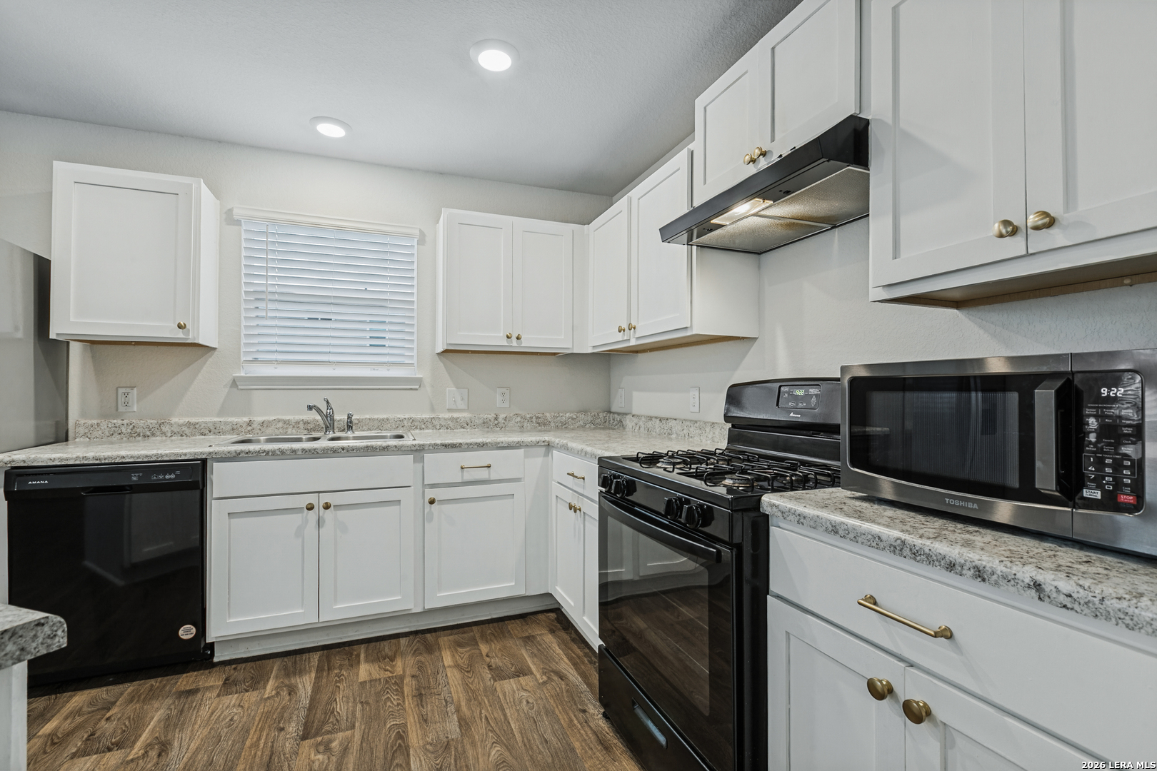 9915 Spotted Rose, San Antonio, TX 78254