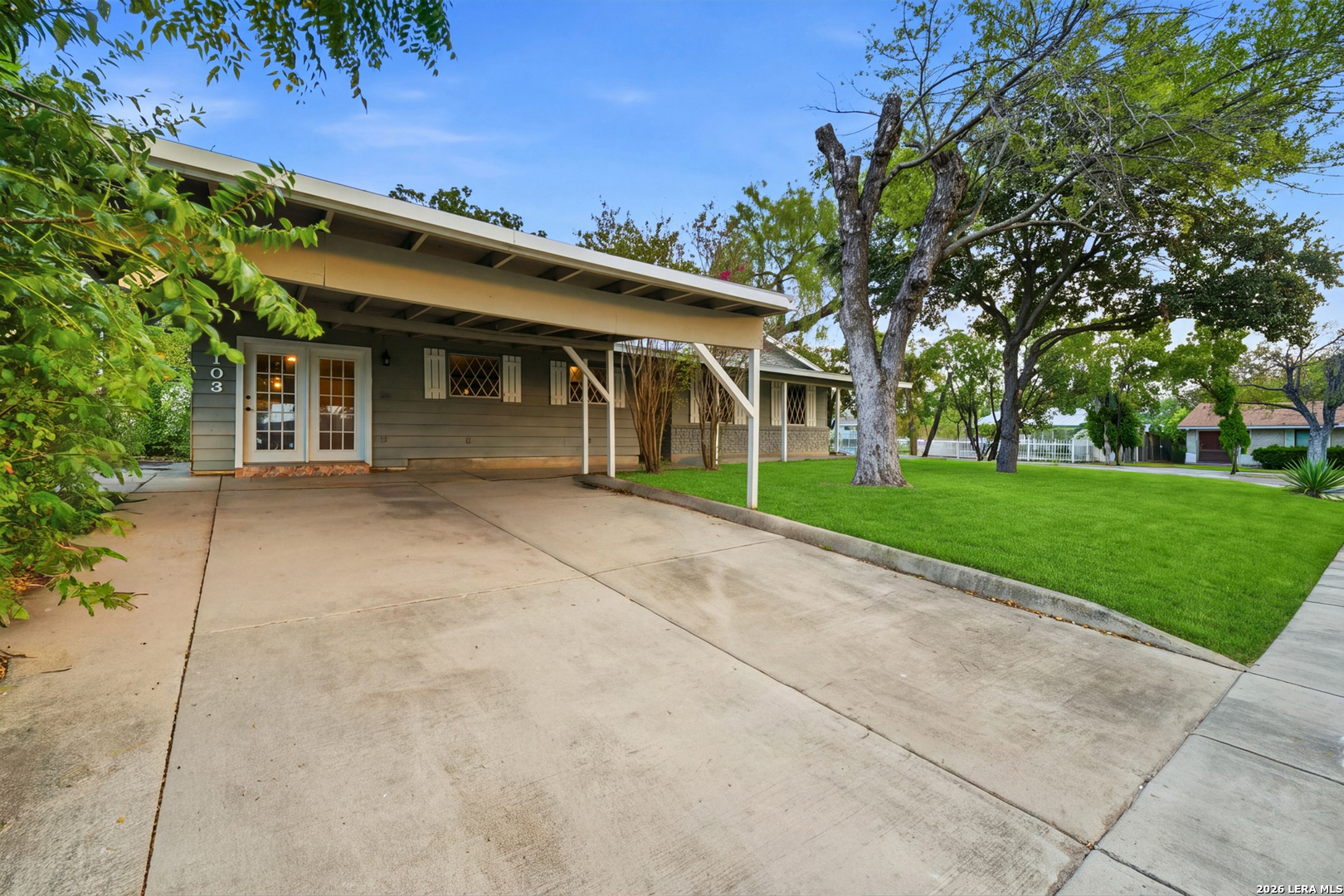 103 Pleasant Valley, San Antonio, TX 78227