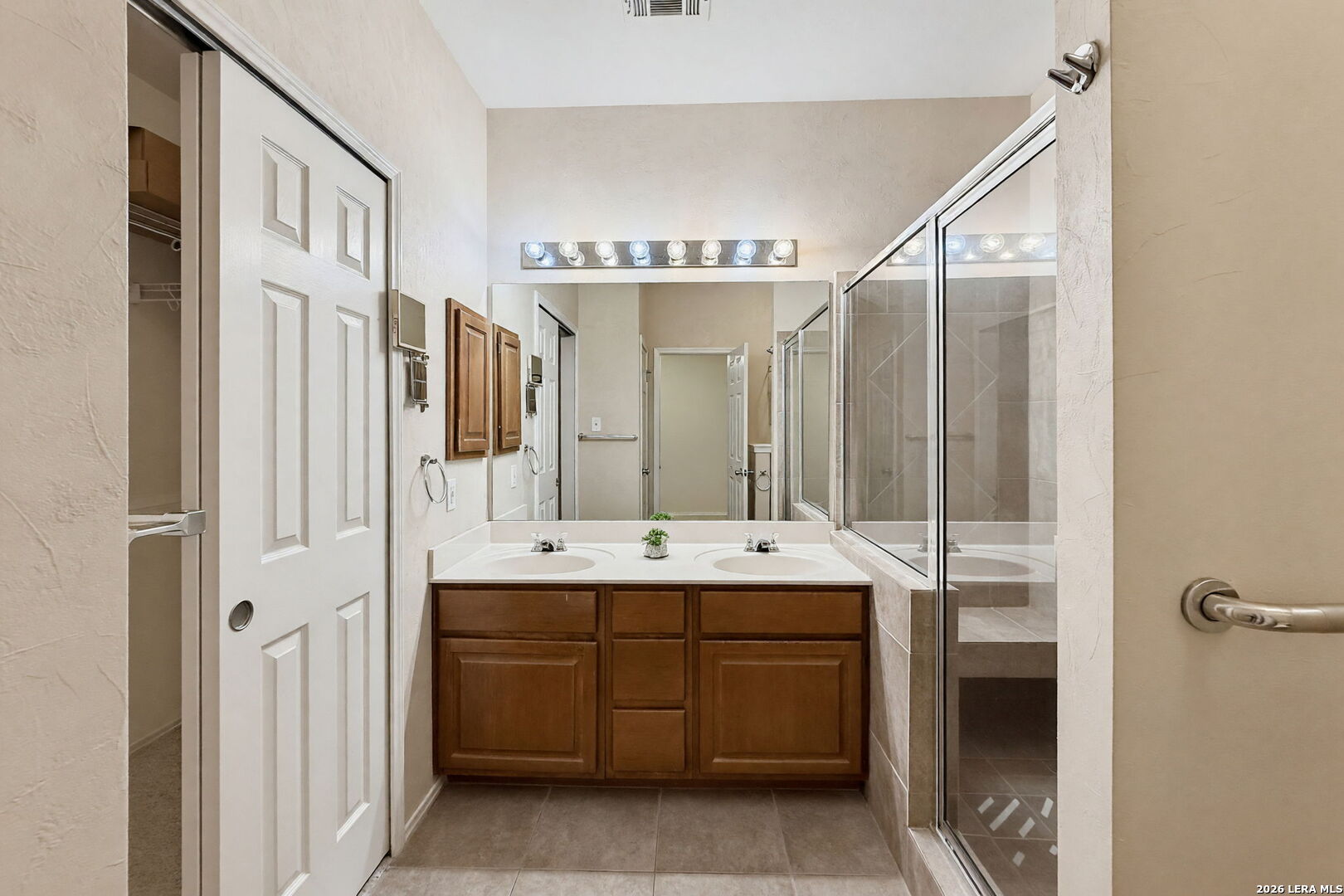 15435 STEVES RUN, San Antonio, TX 78232