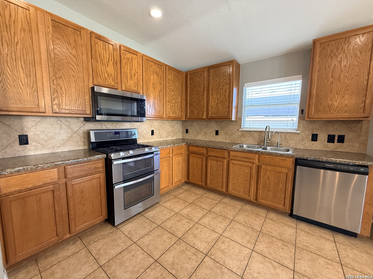 193 Wolfberry Path, Buda, TX 78610