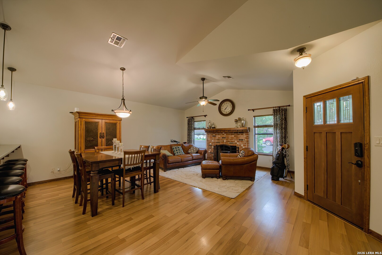 2805 Avenue H, Hondo, TX 78861