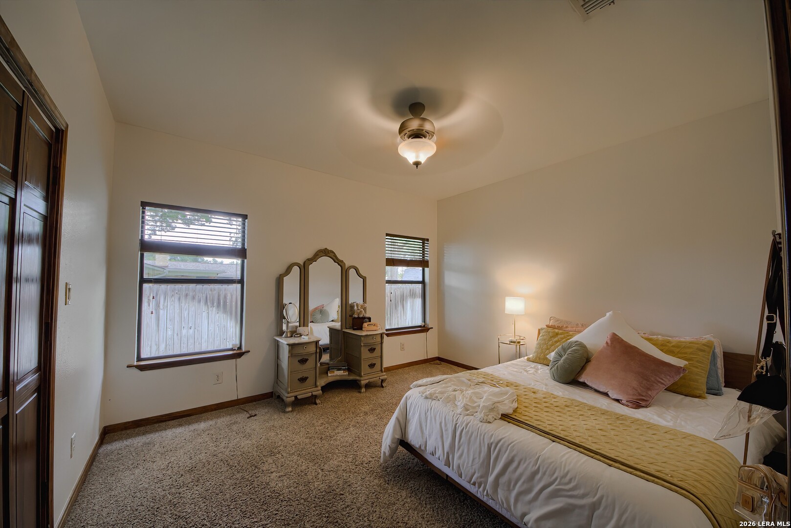 2805 Avenue H, Hondo, TX 78861