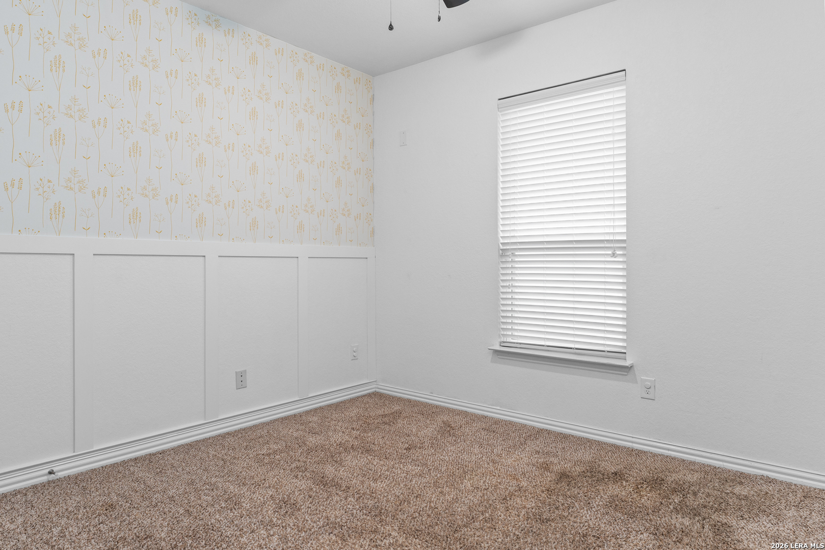 8240 BREEZY CV, Selma, TX 78154