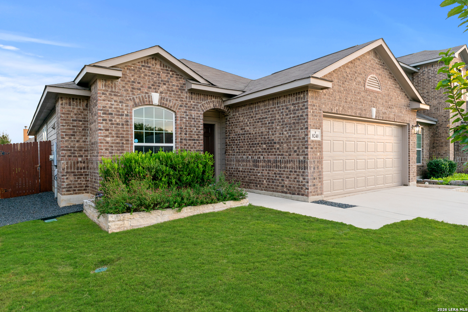 8240 BREEZY CV, Selma, TX 78154